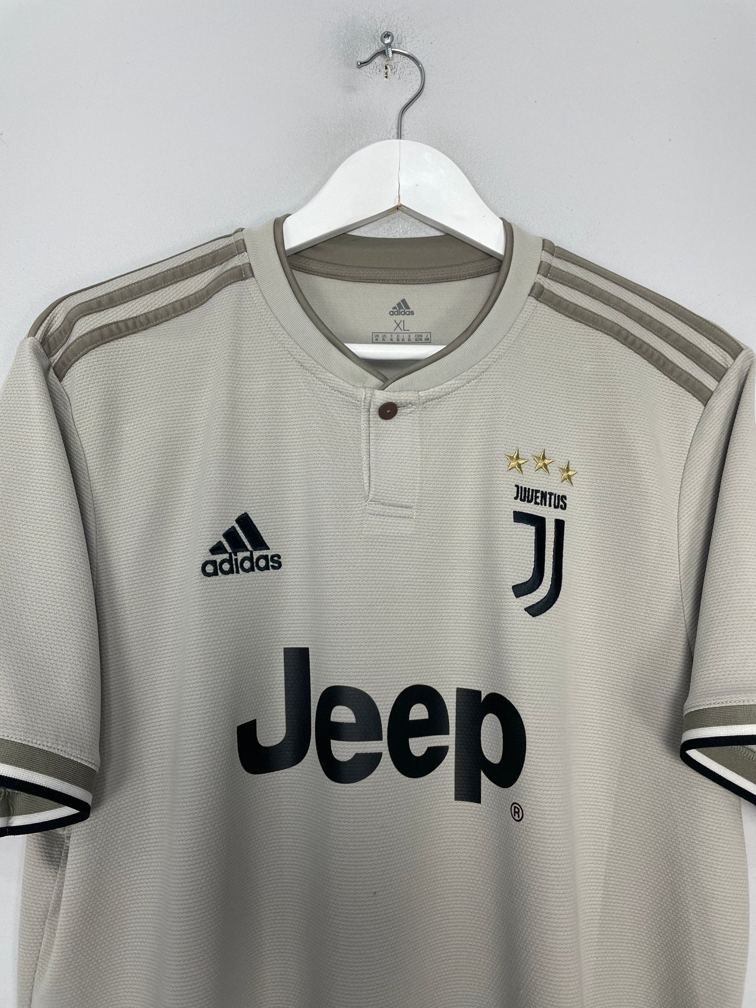 Shop 2018/19 JUVENTUS RONALDO #7 AWAY SHIRT (XL) ADIDAS, classic football shirts, vintage football shirts & retro soccer jerseys at Cult Kits