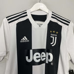 Shop 2018/19 JUVENTUS RONALDO #7 *BNWT* HOME SHIRT (M) ADIDAS, classic football shirts, vintage football shirts & retro soccer jerseys at Cult Kits