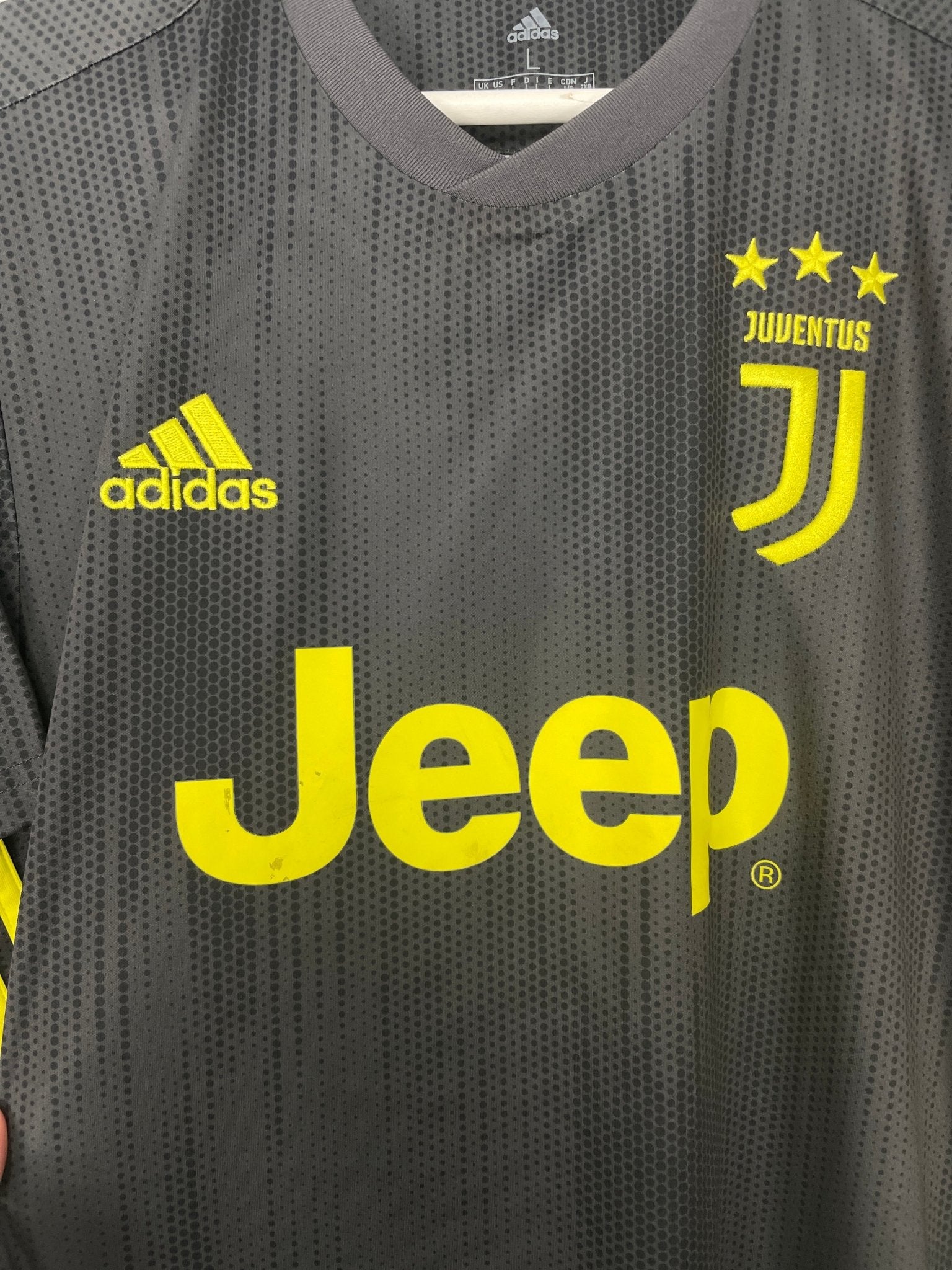 Shop 2018/19 JUVENTUS RONALDO #7 THIRD SHIRT (L) ADIDAS, classic football shirts, vintage football shirts & retro soccer jerseys at Cult Kits