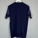 Shop 2018/19 JUVENTUS TRAINING SHIRT (M) ADIDAS, classic football shirts, vintage football shirts & retro soccer jerseys at Cult Kits