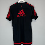 Shop 2018/19 MANCHESTER UNITED TRAINING SHIRT (M) ADIDAS, classic football shirts, vintage football shirts & retro soccer jerseys at Cult Kits