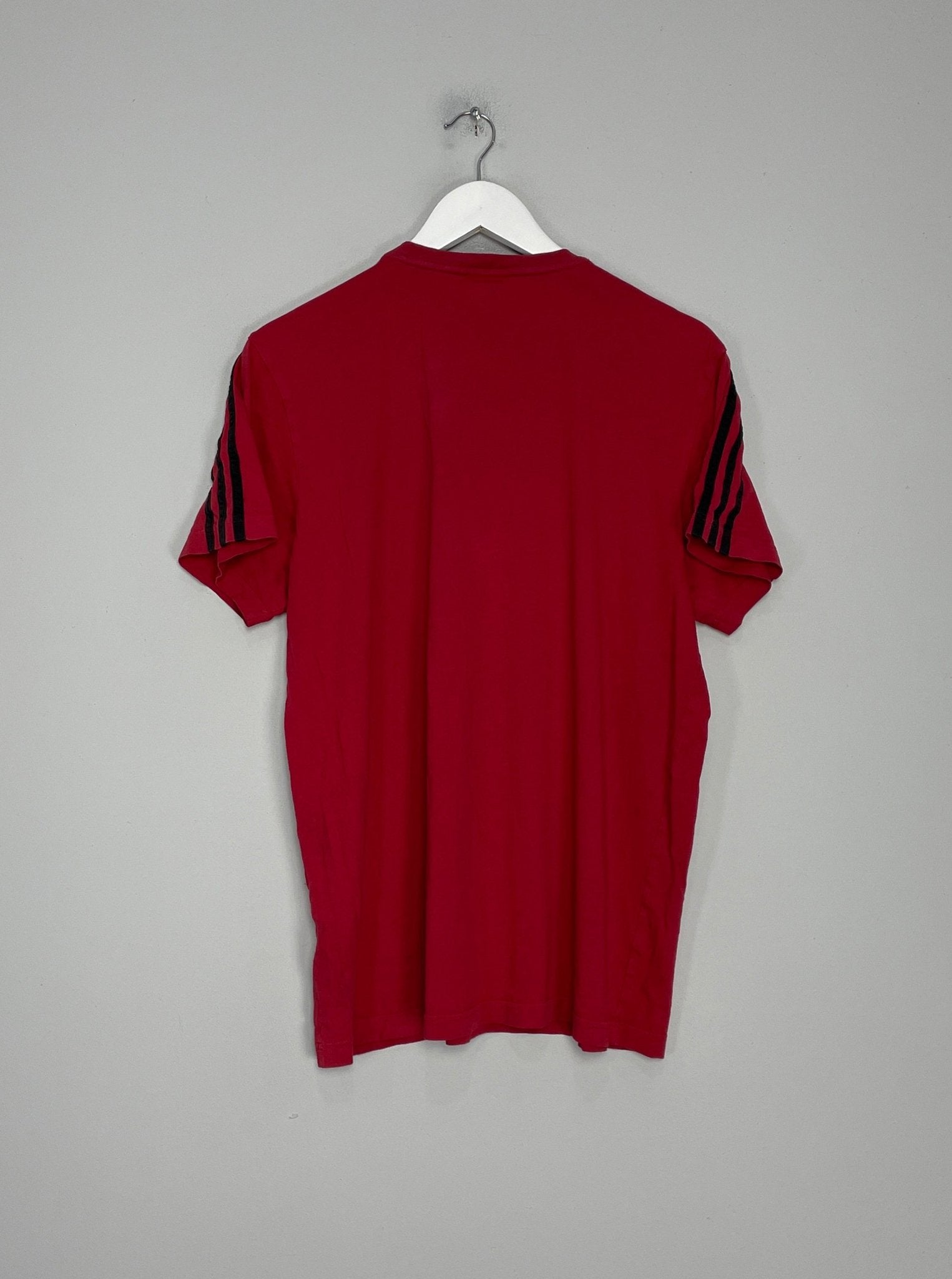Shop 2018/19 MANCHESTER UNITED TRAINING SHIRT (XL) ADIDAS, classic football shirts, vintage football shirts & retro soccer jerseys at Cult Kits