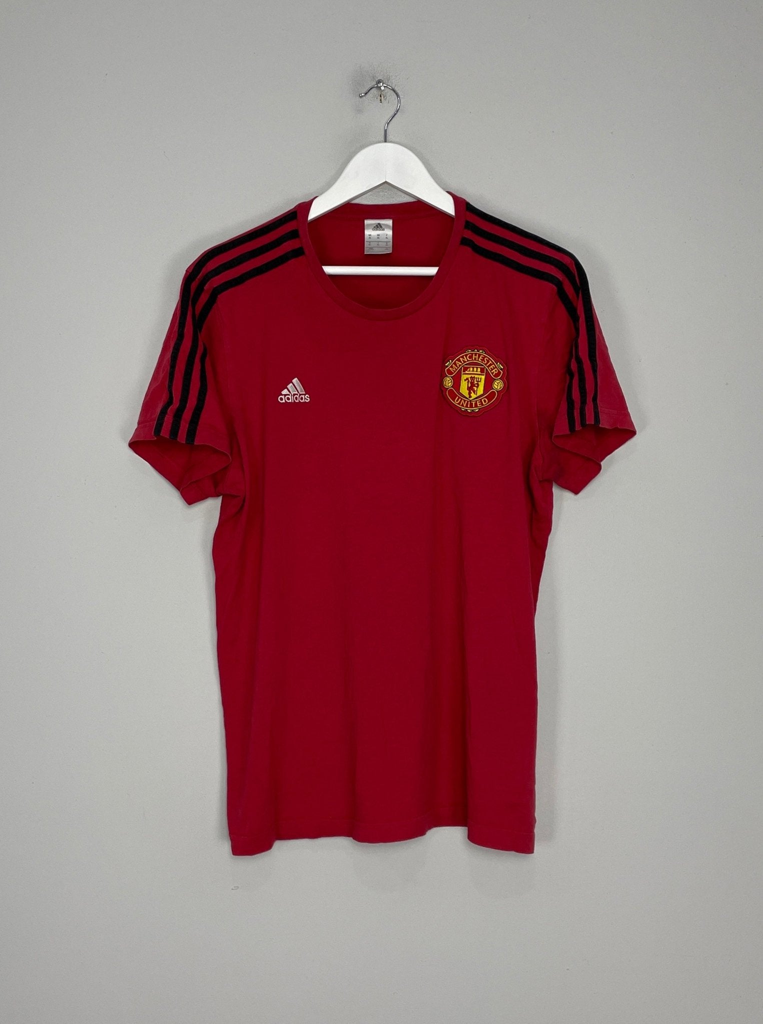 Shop 2018/19 MANCHESTER UNITED TRAINING SHIRT (XL) ADIDAS, classic football shirts, vintage football shirts & retro soccer jerseys at Cult Kits