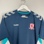 Shop 2018/19 MIDDLESBROUGH TRAINING SHIRT (M) HUMMEL, classic football shirts, vintage football shirts & retro soccer jerseys at Cult Kits