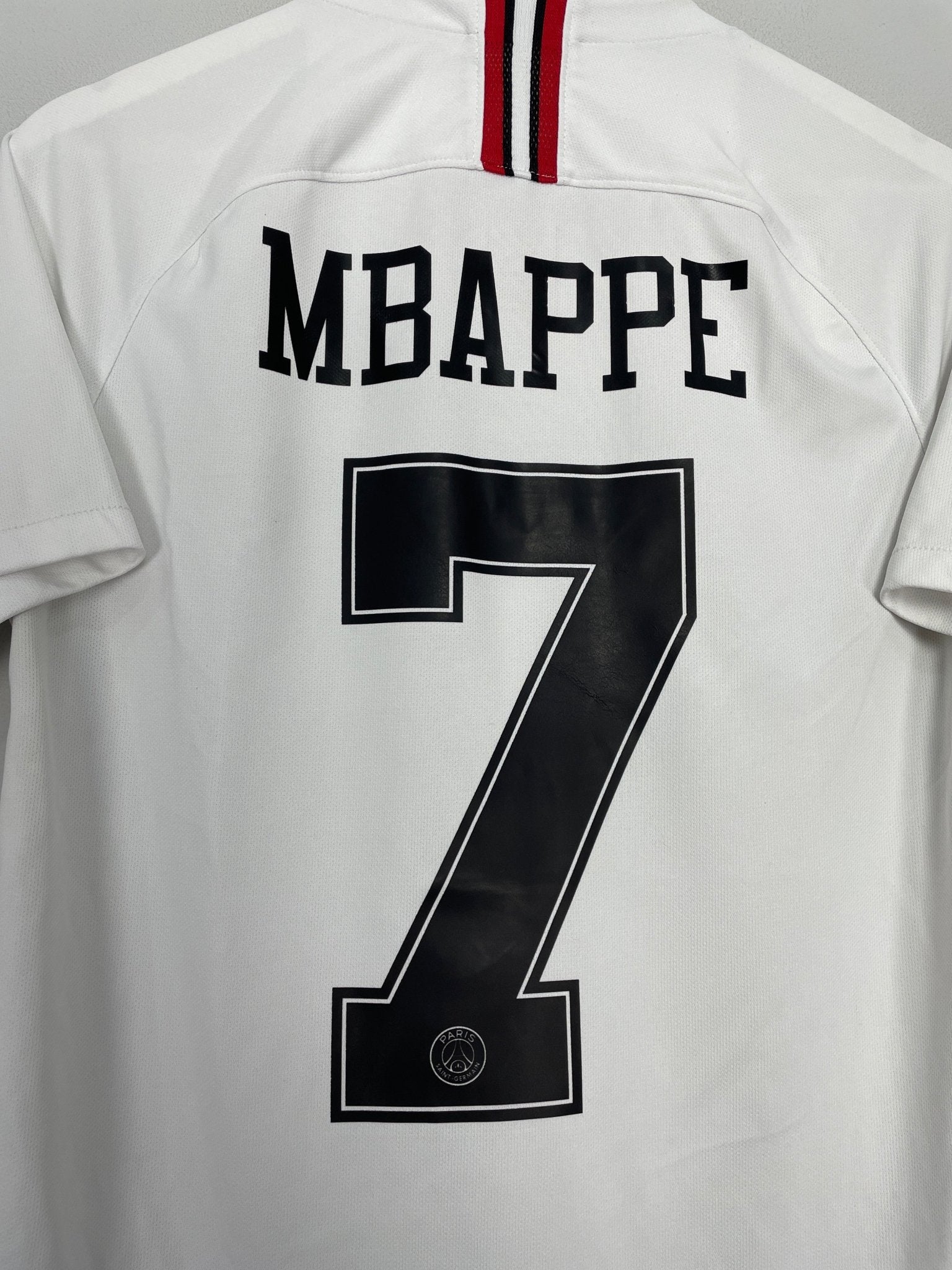 Shop 2018/19 PSG MBAPPE #7 AWAY SHIRT (M) JORDAN, classic football shirts, vintage football shirts & retro soccer jerseys at Cult Kits