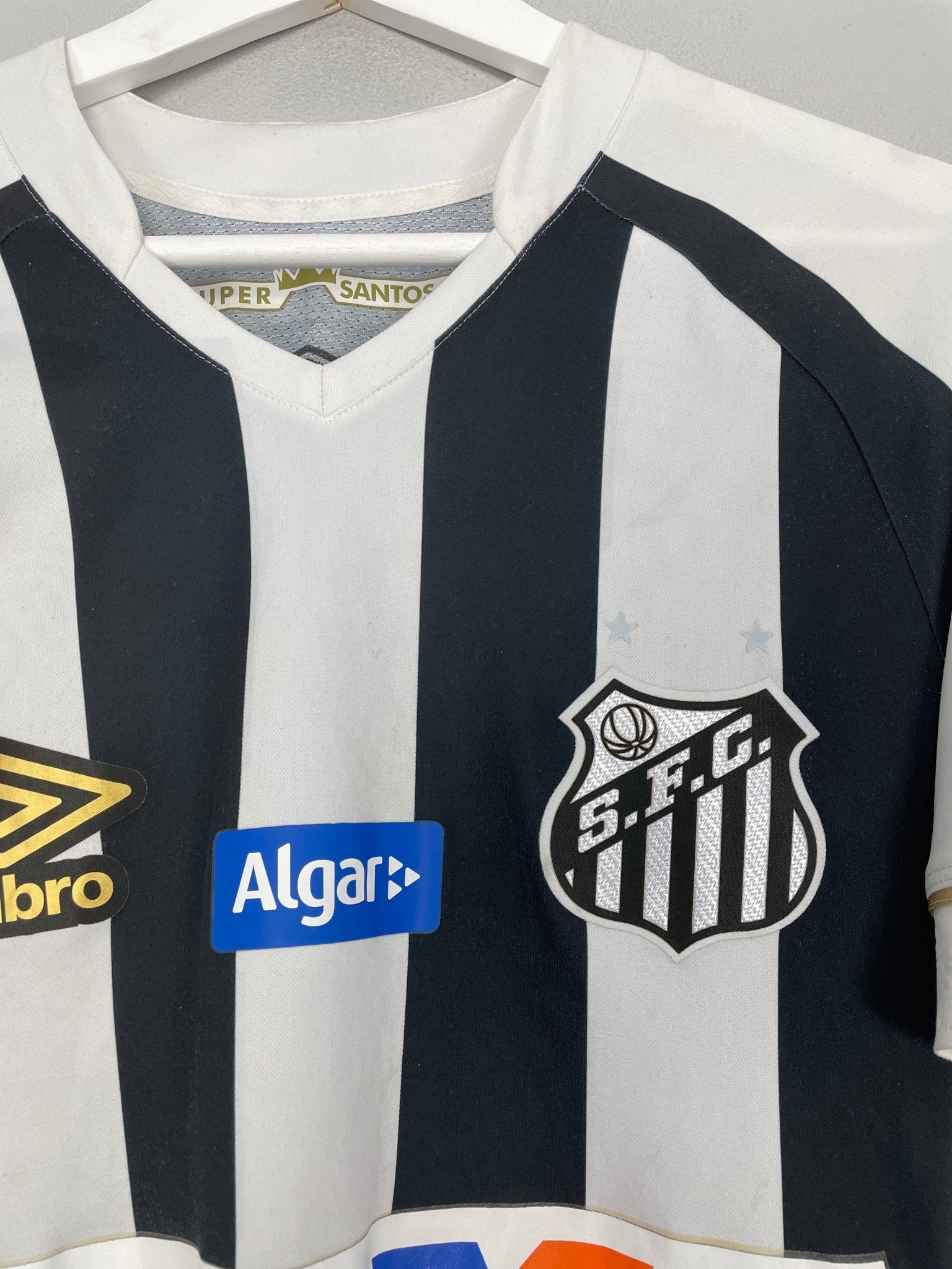 Shop 2018/19 SANTOS JEAN MOTA #3 HOME SHIRT (M) UMBRO, classic football shirts, vintage football shirts & retro soccer jerseys at Cult Kits