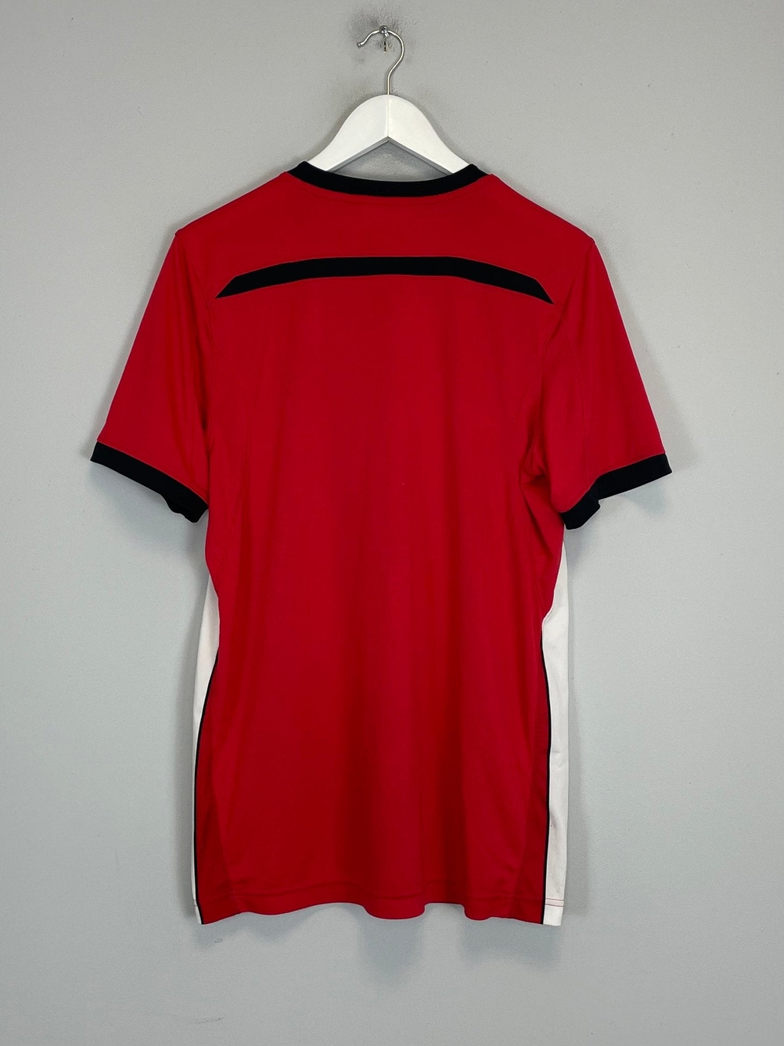 Shop 2018/19 SOUTHAMPTON HOME SHIRT (M) UNDER ARMOUR, classic football shirts, vintage football shirts & retro soccer jerseys at Cult Kits