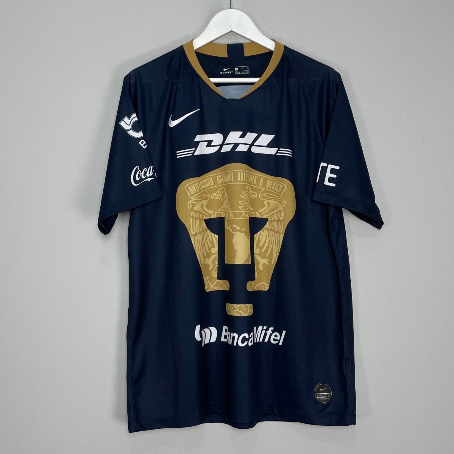 Shop 2018/19 UNAM PUMAS HOME SHIRT (XL) NIKE, classic football shirts, vintage football shirts & retro soccer jerseys at Cult Kits