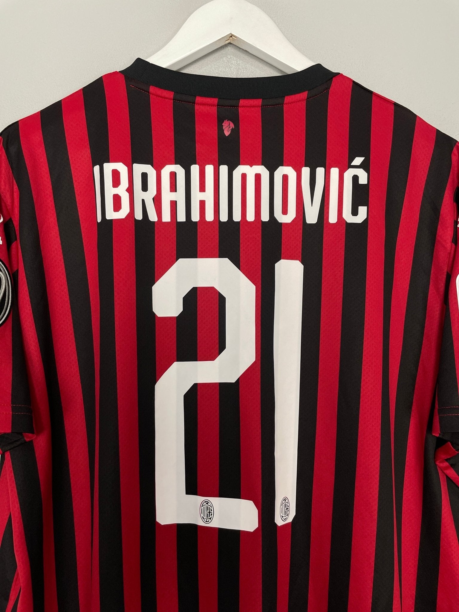 Shop 2019/20 AC MILAN IBRAHIMOVIC #21 HOME SHIRT (XL) PUMA, classic football shirts, vintage football shirts & retro soccer jerseys at Cult Kits