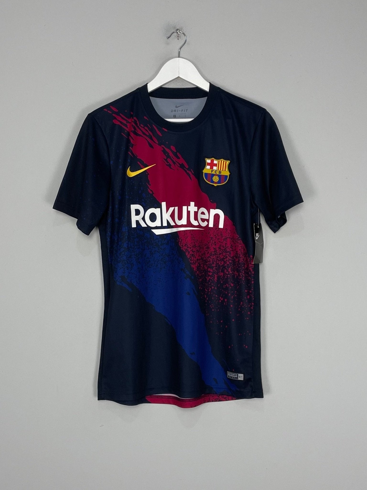 Shop 2019/20 BARCELONA *BNWT* PRE MATCH SHIRT (M) NIKE, classic football shirts, vintage football shirts & retro soccer jerseys at Cult Kits