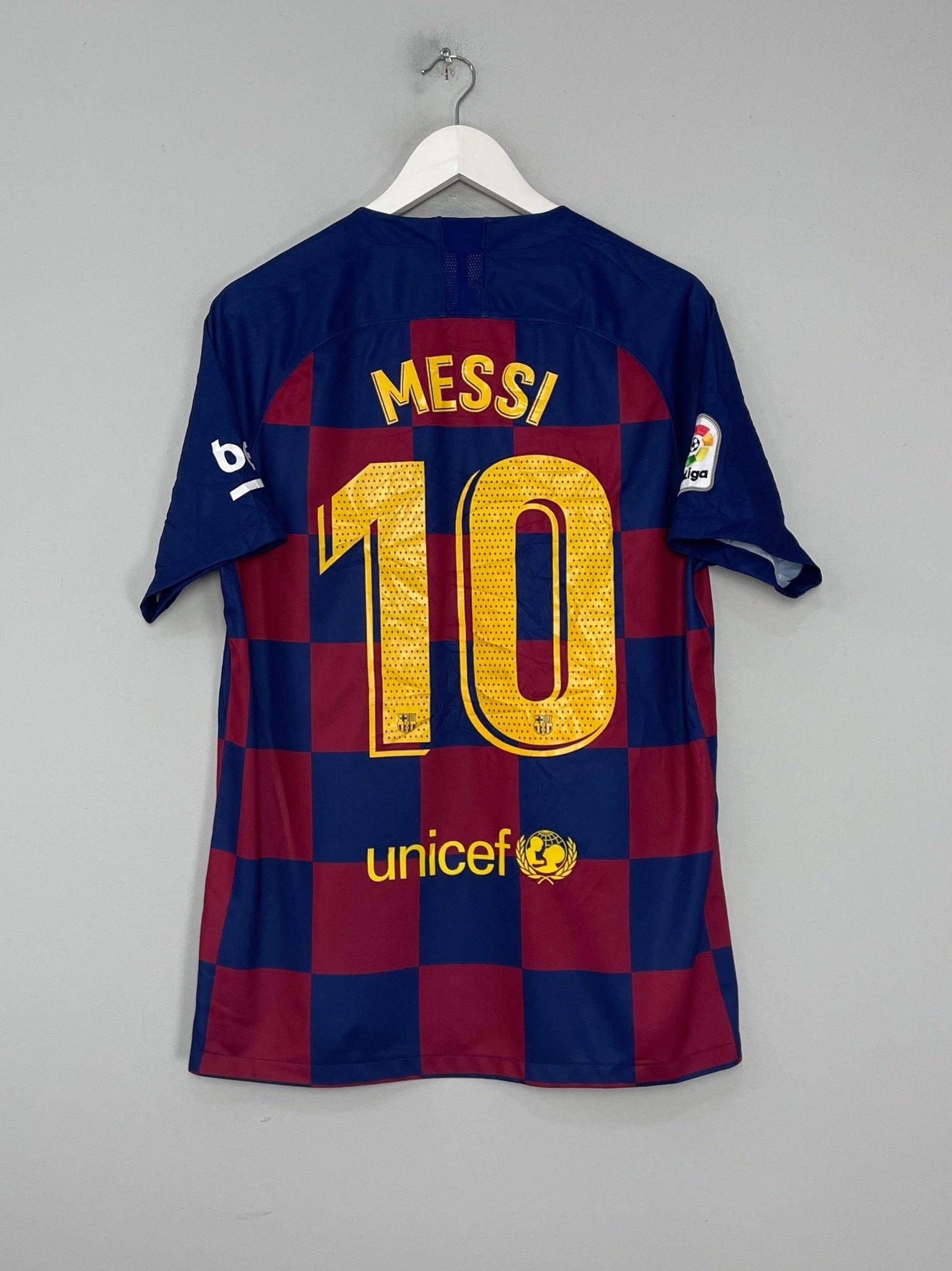 Shop 2019/20 BARCELONA MESSI #10 HOME SHIRT (L) NIKE, classic football shirts, vintage football shirts & retro soccer jerseys at Cult Kits