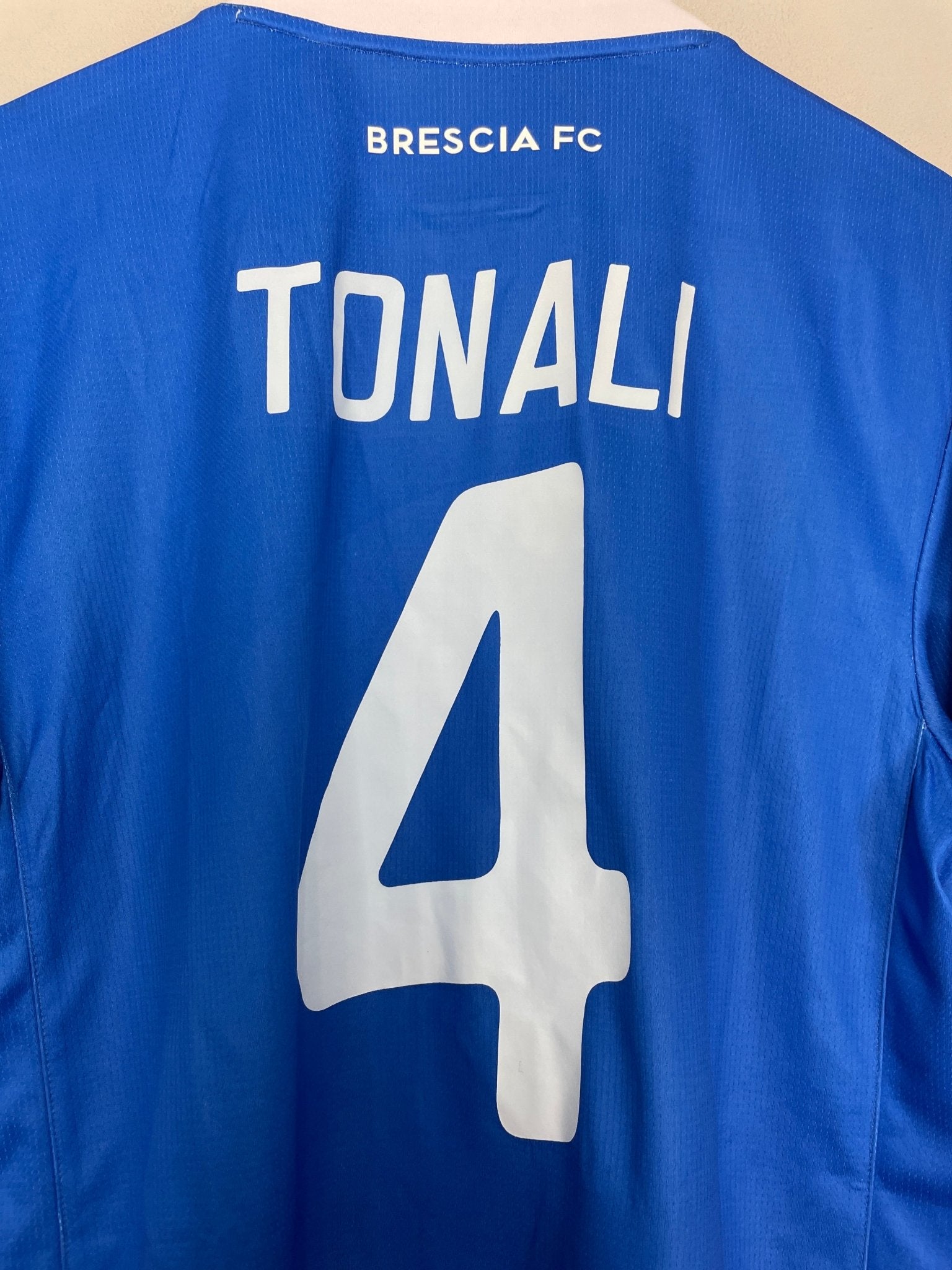 Shop 2019/20 BRESCIA TONALI #4 HOME SHIRT (XL) KAPPA, classic football shirts, vintage football shirts & retro soccer jerseys at Cult Kits