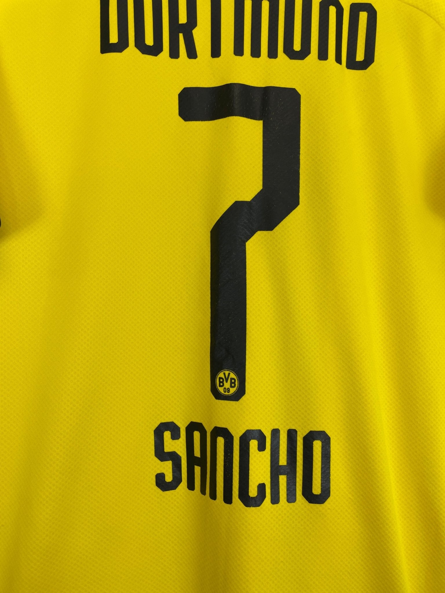Shop 2019/20 DORTMUND SANCHO #7 HOME SHIRT (XL) PUMA, classic football shirts, vintage football shirts & retro soccer jerseys at Cult Kits