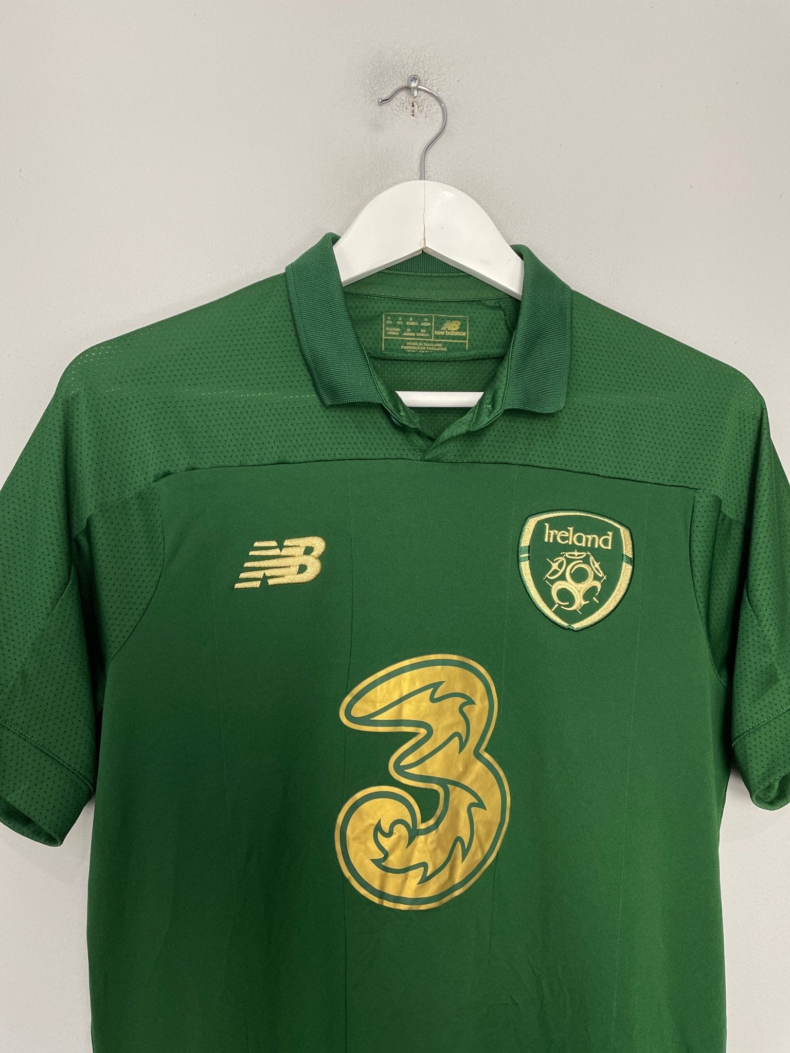 Shop 2019/20 IRELAND HOME SHIRT (S) NEW BALANCE, classic football shirts, vintage football shirts & retro soccer jerseys at Cult Kits