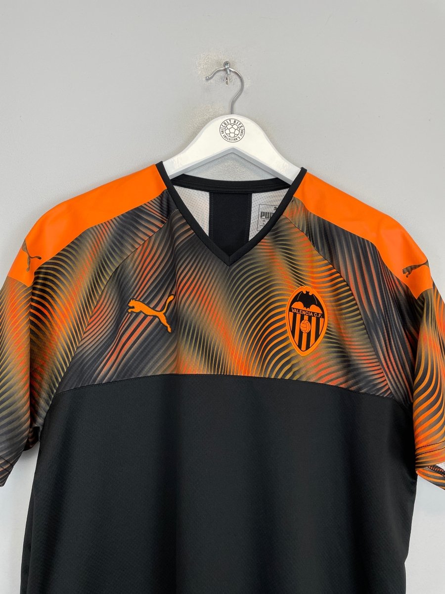 2019/20 VALENCIA GAMEIRO 9 AWAY SHIRT (XL) PUMA - Cult Kits - XL - Buy Vintage Football Shirts, Authentic Retro Football Shirts For Sale, Classic Football Shirts & Soccer Jersey