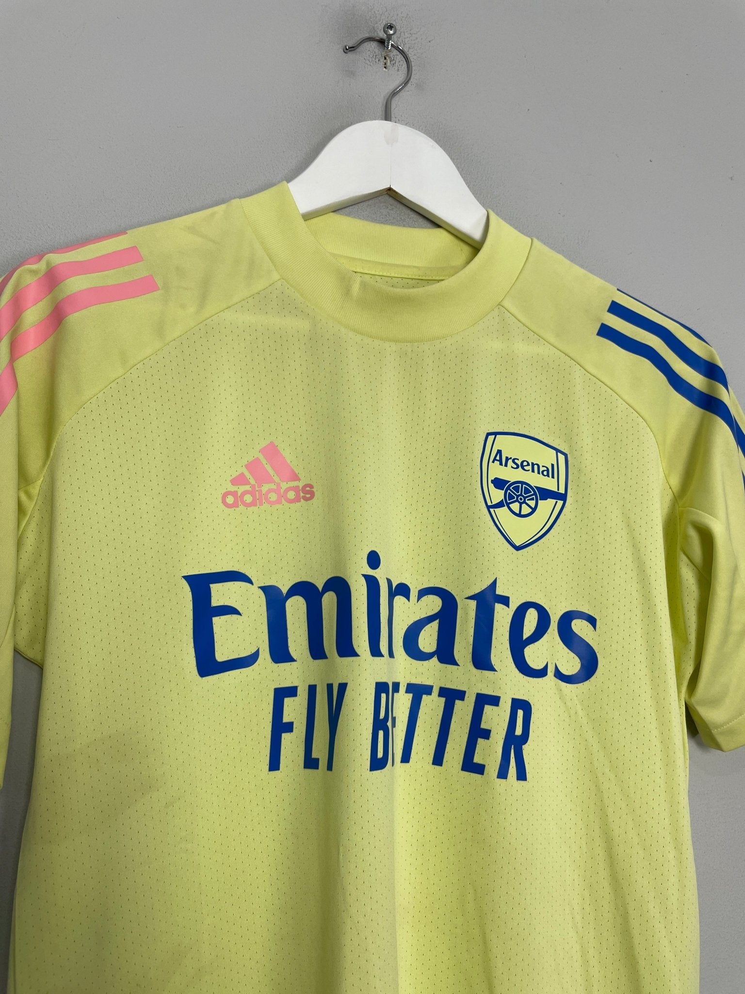Shop 2020/21 ARSENAL TRAINING SHIRT (L.KIDS) ADIDAS, classic football shirts, vintage football shirts & retro soccer jerseys at Cult Kits