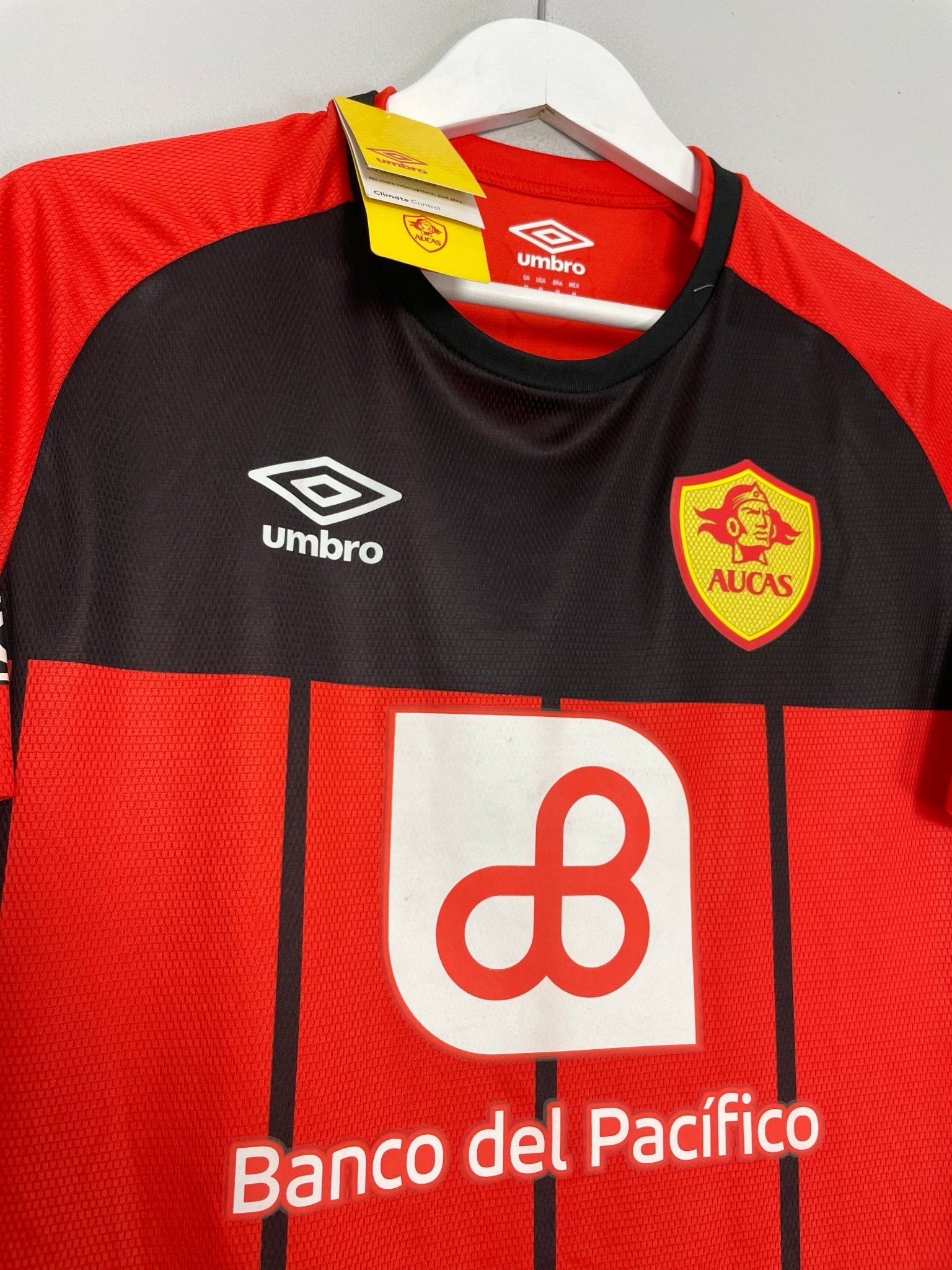 Shop 2020/21 AUCAS FC *BNWT* AWAY SHIRT (M) UMBRO, classic football shirts, vintage football shirts & retro soccer jerseys at Cult Kits