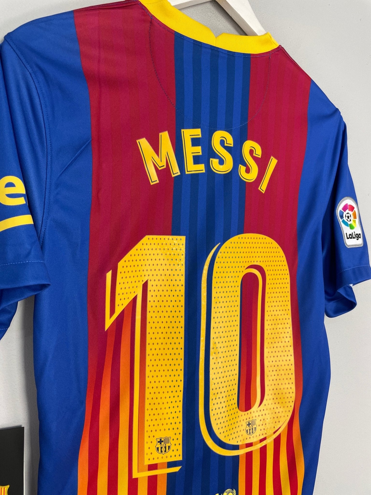 Shop 2020/21 BARCELONA MESSI #10 BNWT *EL CLASSICO* HOME SHIRT (S) NIKE, classic football shirts, vintage football shirts & retro soccer jerseys at Cult Kits
