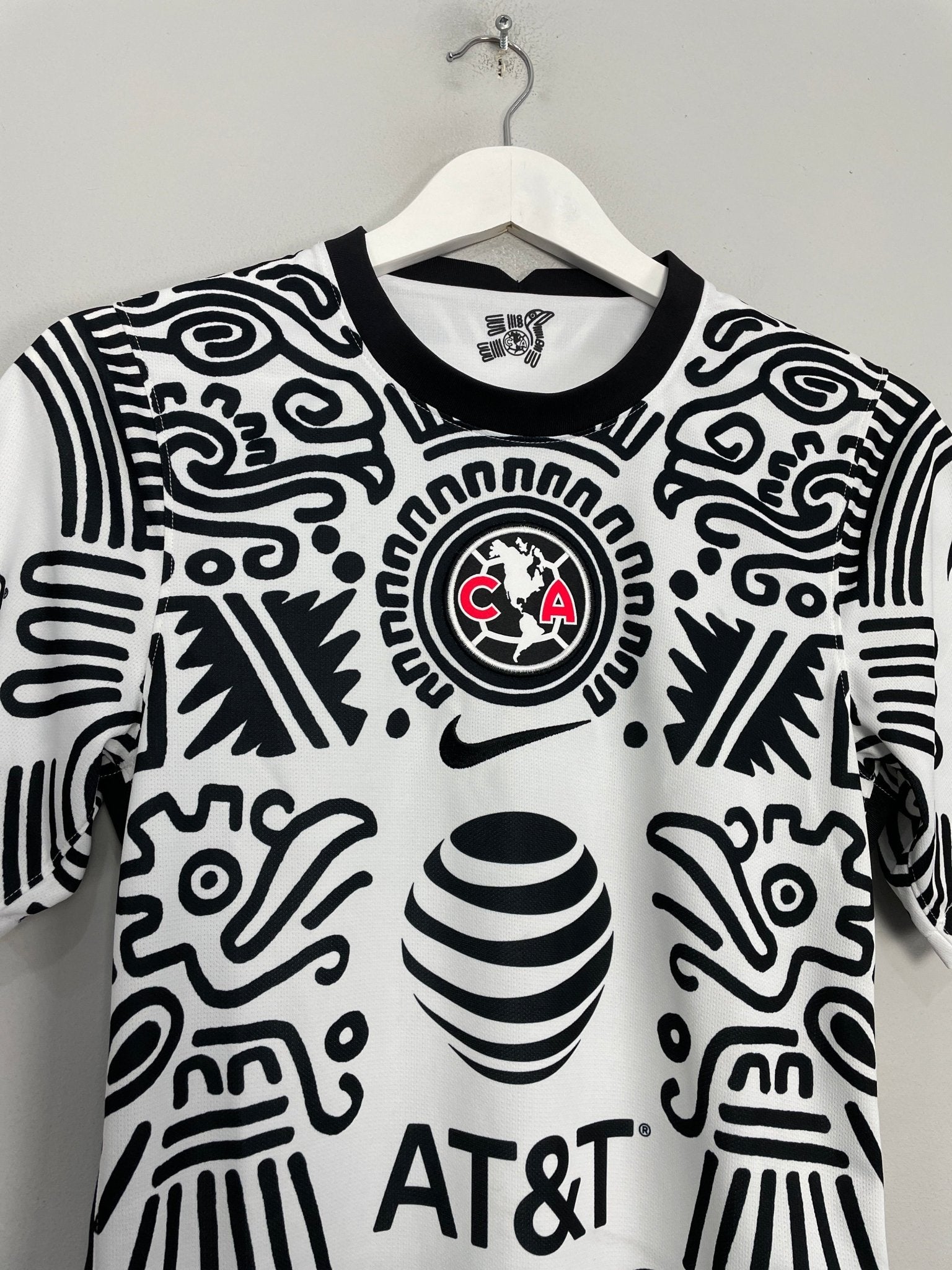 Shop 2020/21 CLUB AMERICA THIRD SHIRT (XS) NIKE, classic football shirts, vintage football shirts & retro soccer jerseys at Cult Kits