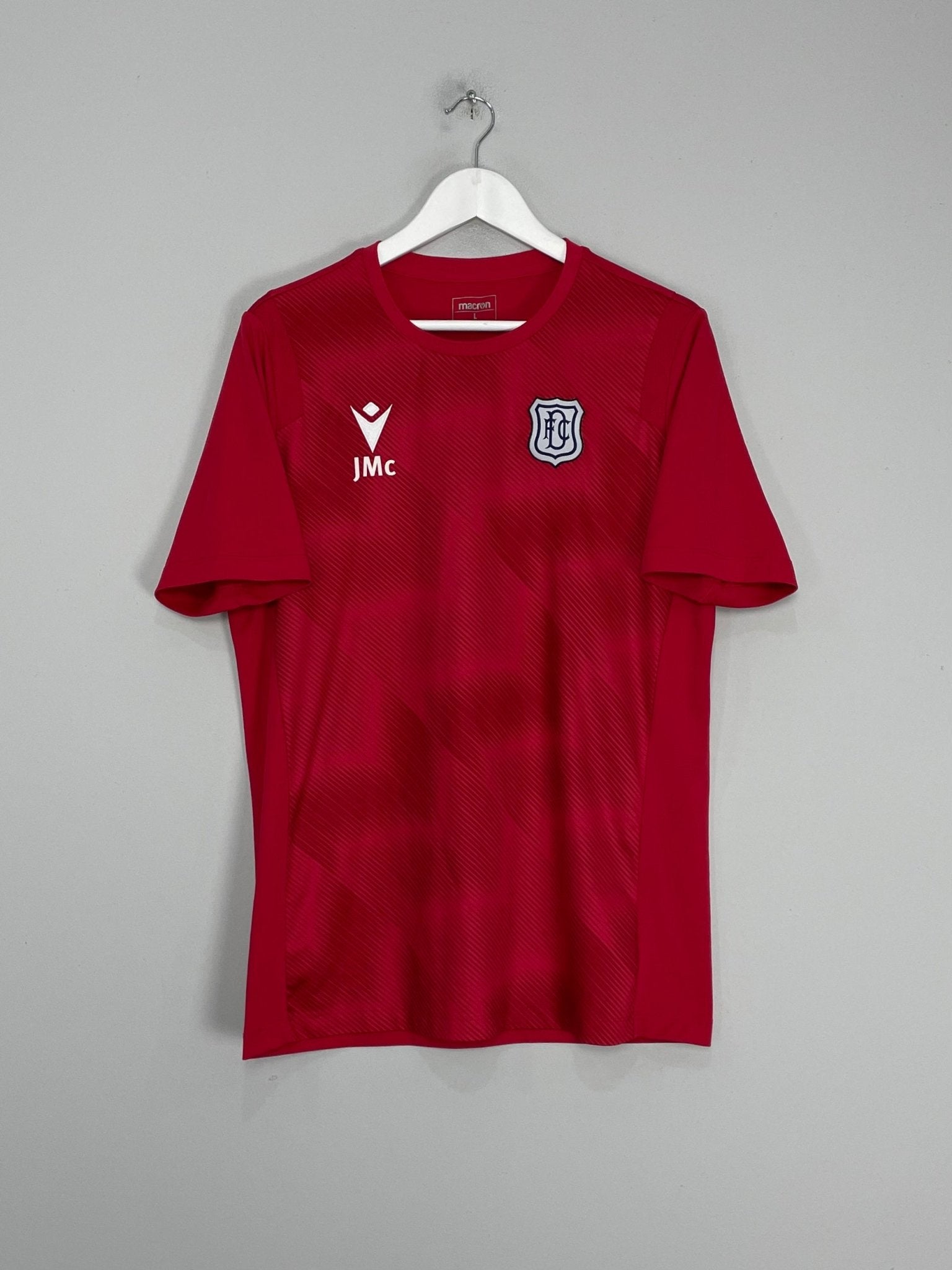 Shop 2020/21 DUNDEE FC *STAFF ISSUE* TRAINING SHIRT (L) MACRON, classic football shirts, vintage football shirts & retro soccer jerseys at Cult Kits