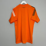 Shop 2020/21 MANCHESTER UNITED TRAINING SHIRT (L) ADIDAS, classic football shirts, vintage football shirts & retro soccer jerseys at Cult Kits