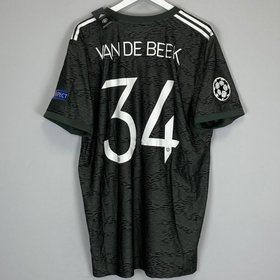 2020/21 MANCHESTER UNITED VAN DE BEEK 34 *BNWT* C/L AWAY SHIRT (XXL) ADIDAS - Cult Kits - XXL - Buy Vintage Football Shirts, Authentic Retro Football Shirts For Sale, Classic Football Shirts & Soccer Jersey