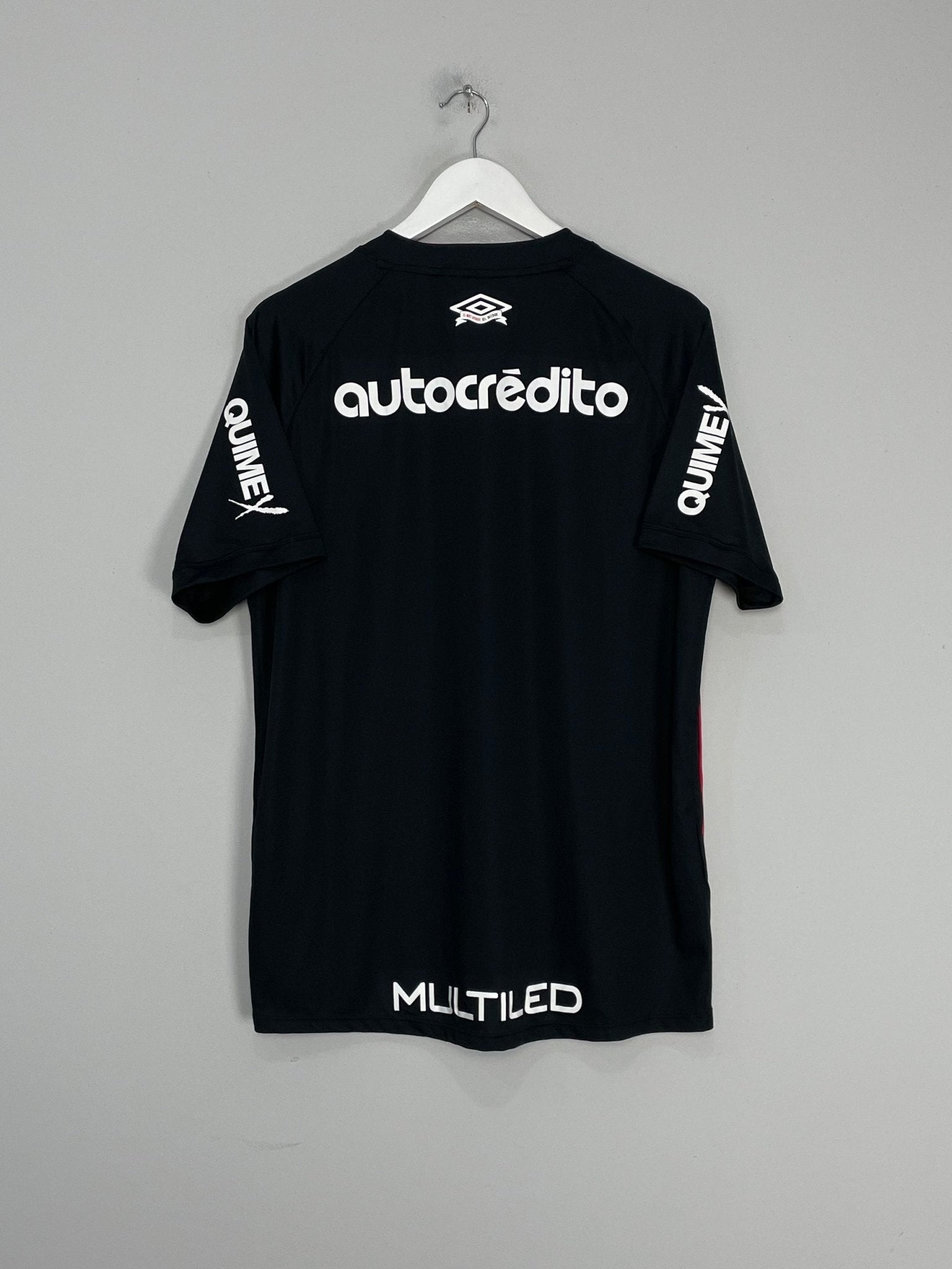 Shop 2020/21 NEWELLS OLD BOYS *BNWT* HOME SHIRT (L) UMBRO, classic football shirts, vintage football shirts & retro soccer jerseys at Cult Kits
