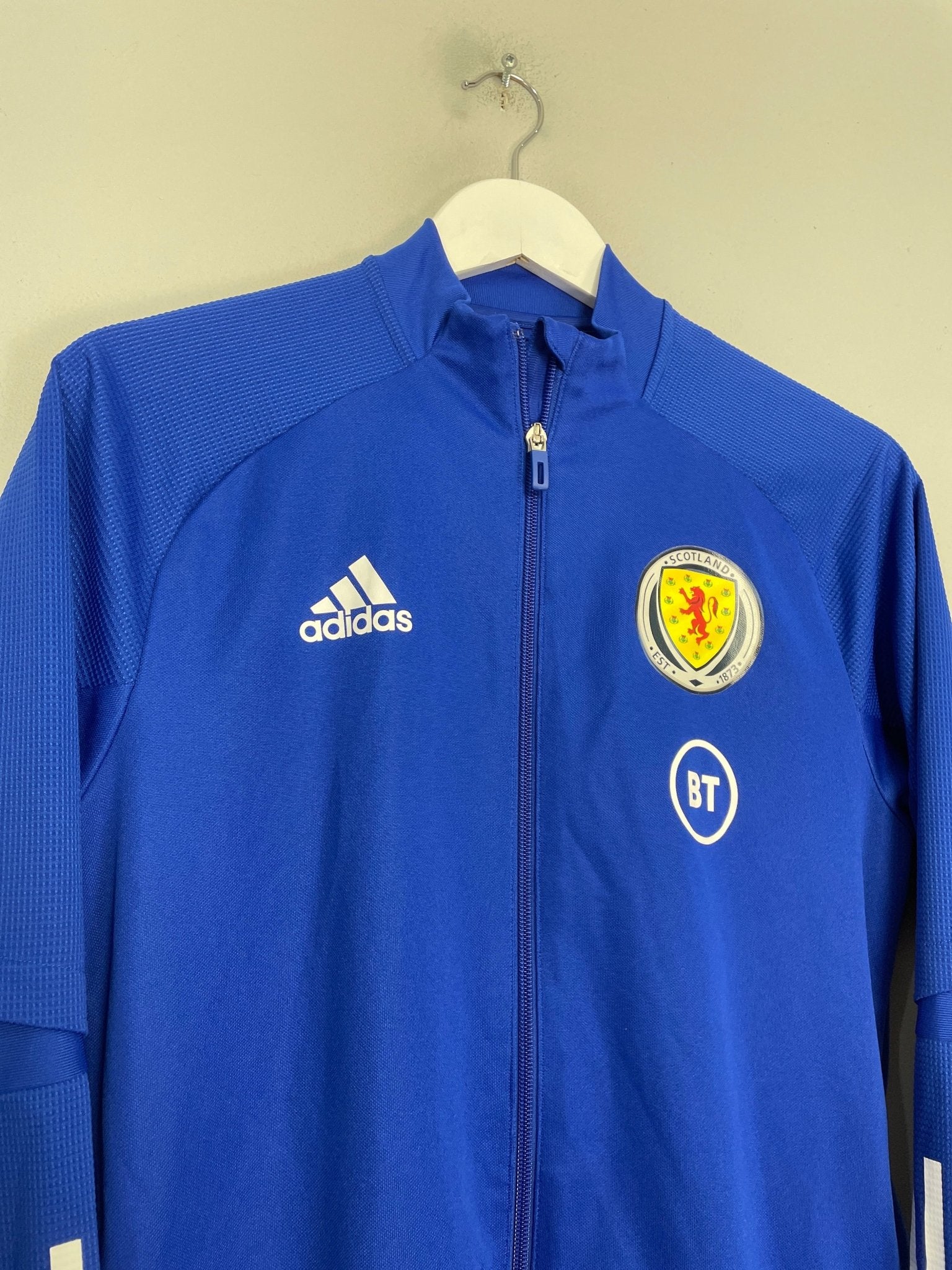 Shop 2020/21 SCOTLAND TRACK JACKET (S) ADIDAS, classic football shirts, vintage football shirts & retro soccer jerseys at Cult Kits