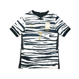 Buy 2020/21 South Korea H M Son 7 Away Shirt (M) Nike ~ Free worldwide shipping ~ Authentic Vintage Football Shirts from Cult Kits