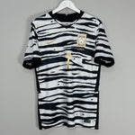 Shop 2020/21 SOUTH KOREA H.M SON #7 AWAY SHIRT (M) NIKE, classic football shirts, vintage football shirts & retro soccer jerseys at Cult Kits
