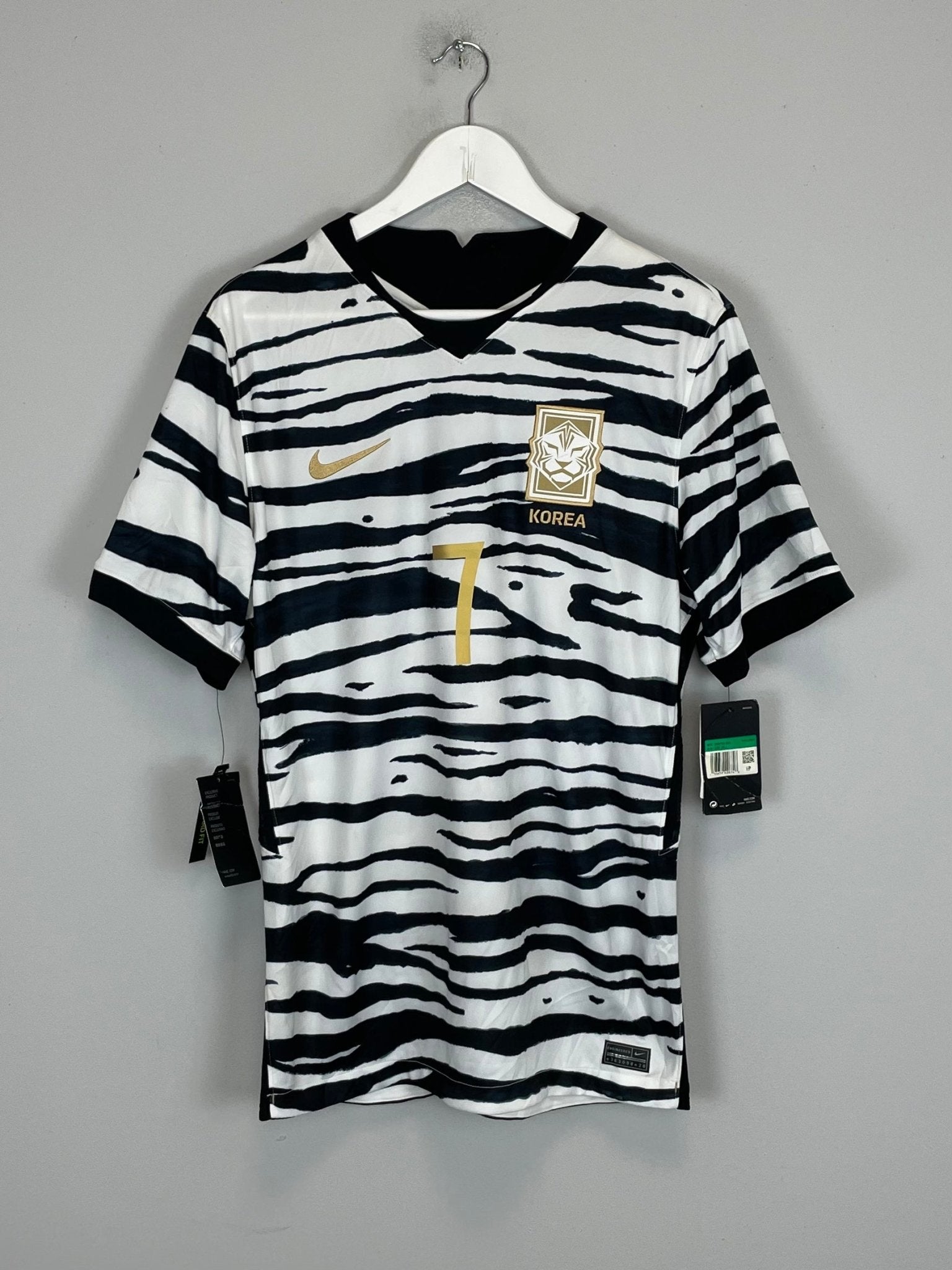 Shop 2020/21 SOUTH KOREA HM SON #7 *BNWT* AWAY SHIRT (L) NIKE, classic football shirts, vintage football shirts & retro soccer jerseys at Cult Kits