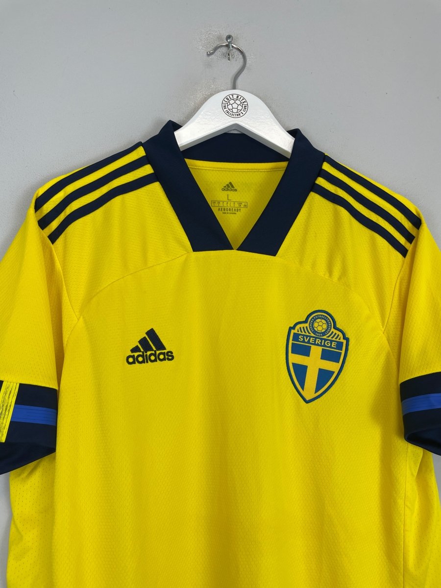 2020/21 SWEDEN HOME SHIRT (L) ADIDAS - Cult Kits - Large - Buy Vintage Football Shirts, Authentic Retro Football Shirts For Sale, Classic Football Shirts & Soccer Jersey