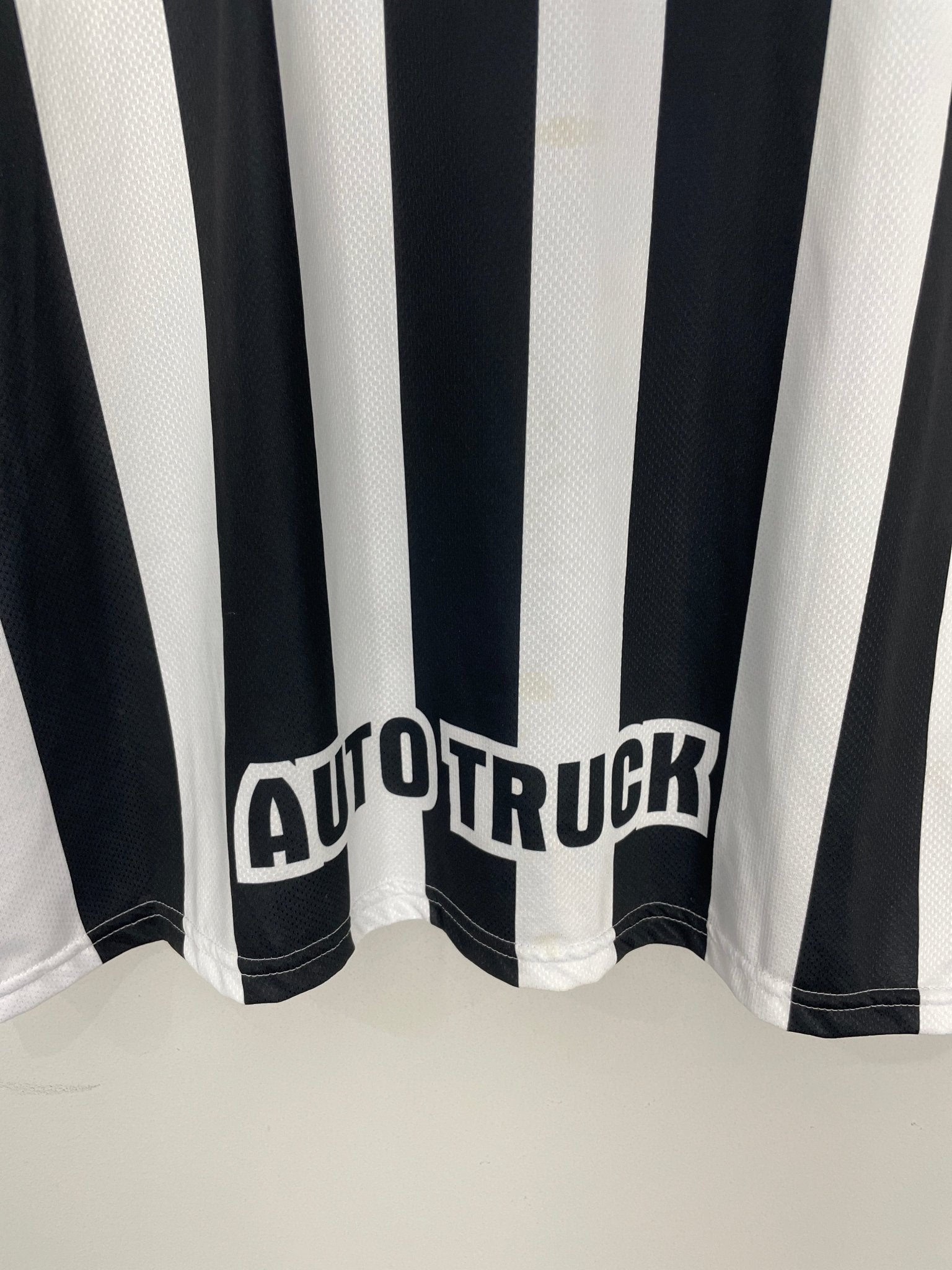 Shop 2021 ATLETICO MINEIRO HULK #7 HOME SHIRT (XL) LE COQ, classic football shirts, vintage football shirts & retro soccer jerseys at Cult Kits
