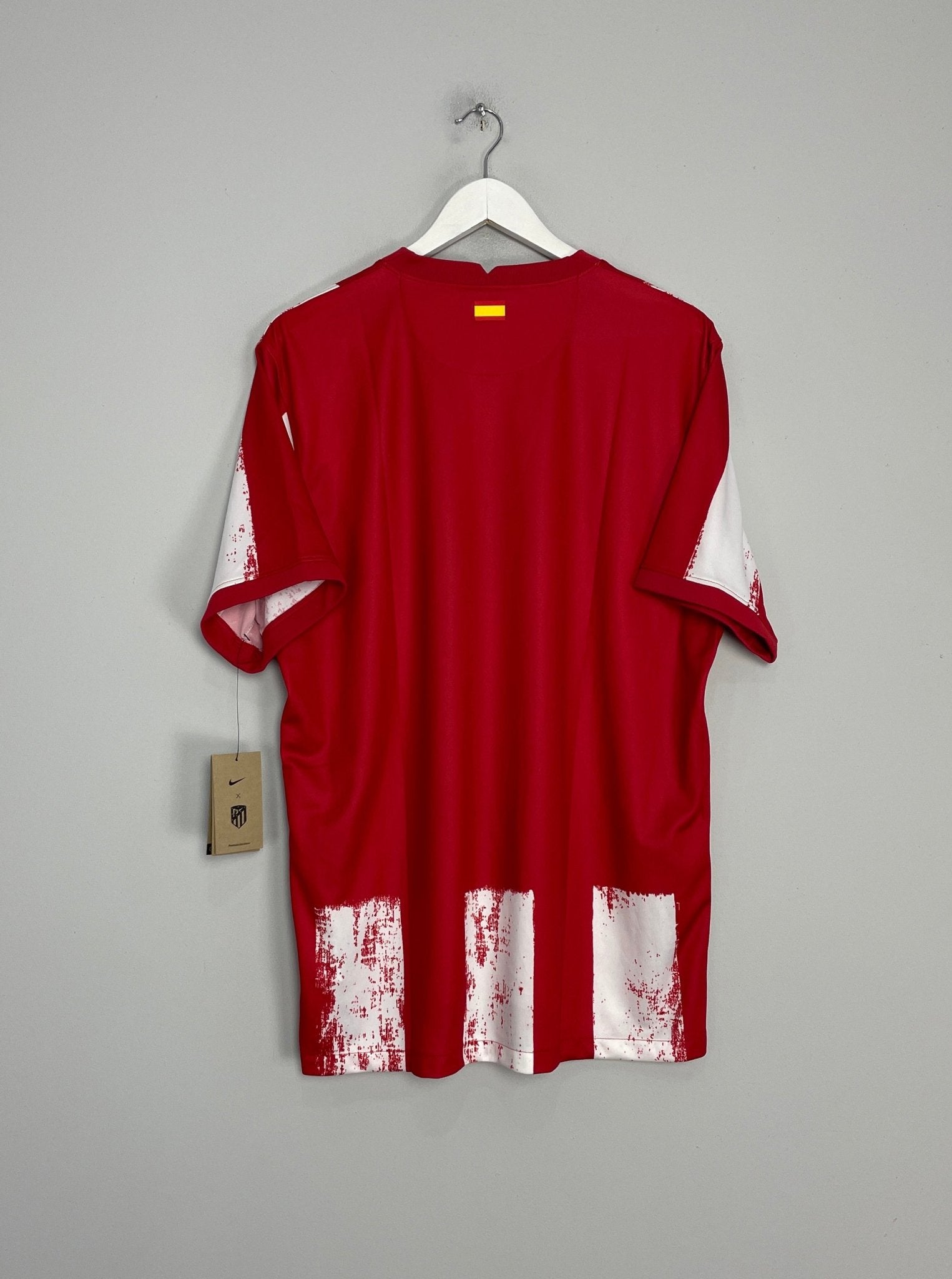 Shop 2021/22 ATLETICO MADRID *BNWT* HOME SHIRT (XL) NIKE, classic football shirts, vintage football shirts & retro soccer jerseys at Cult Kits