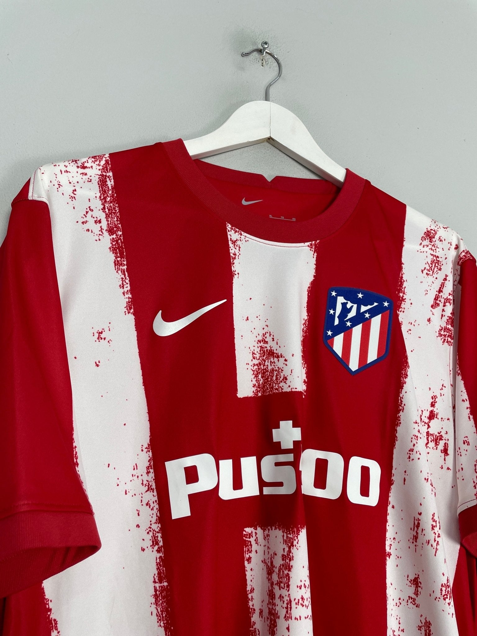 Shop 2021/22 ATLETICO MADRID *BNWT* HOME SHIRT (XL) NIKE, classic football shirts, vintage football shirts & retro soccer jerseys at Cult Kits