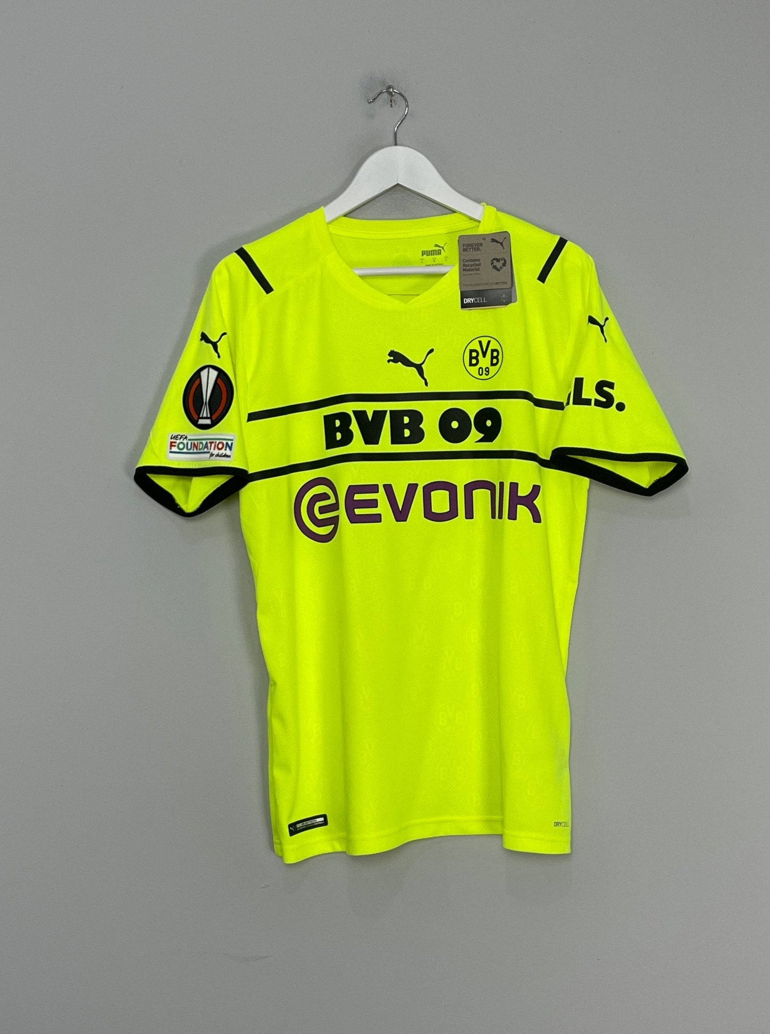 Shop 2021/22 DORTMUND BELLINGHAM #22 *BNWT* E/L HOME SHIRT (L) PUMA, classic football shirts, vintage football shirts & retro soccer jerseys at Cult Kits