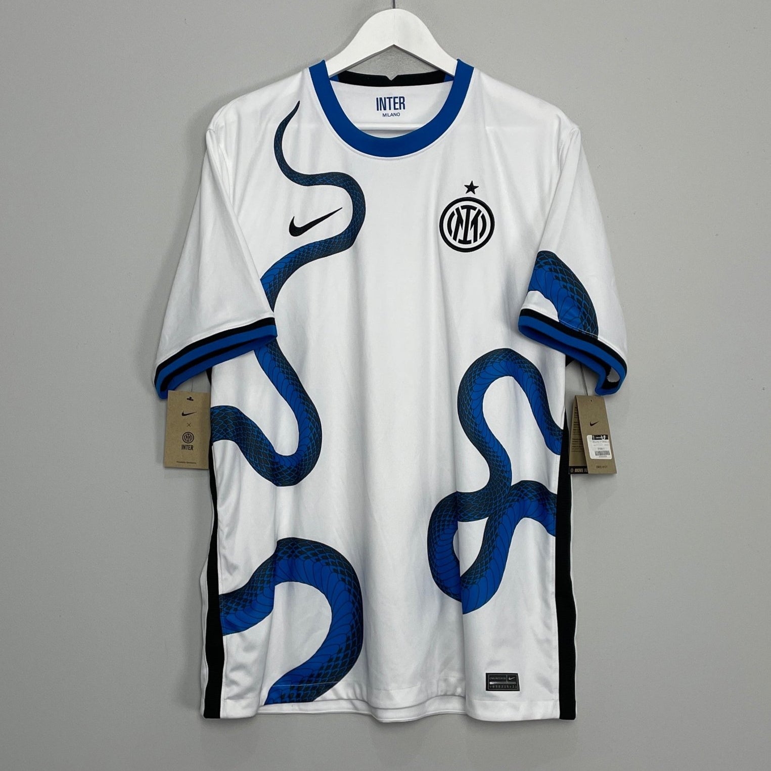 Shop 2021/22 INTER MILAN *BNWT* AWAY SHIRT (XL) NIKE, classic football shirts, vintage football shirts & retro soccer jerseys at Cult Kits