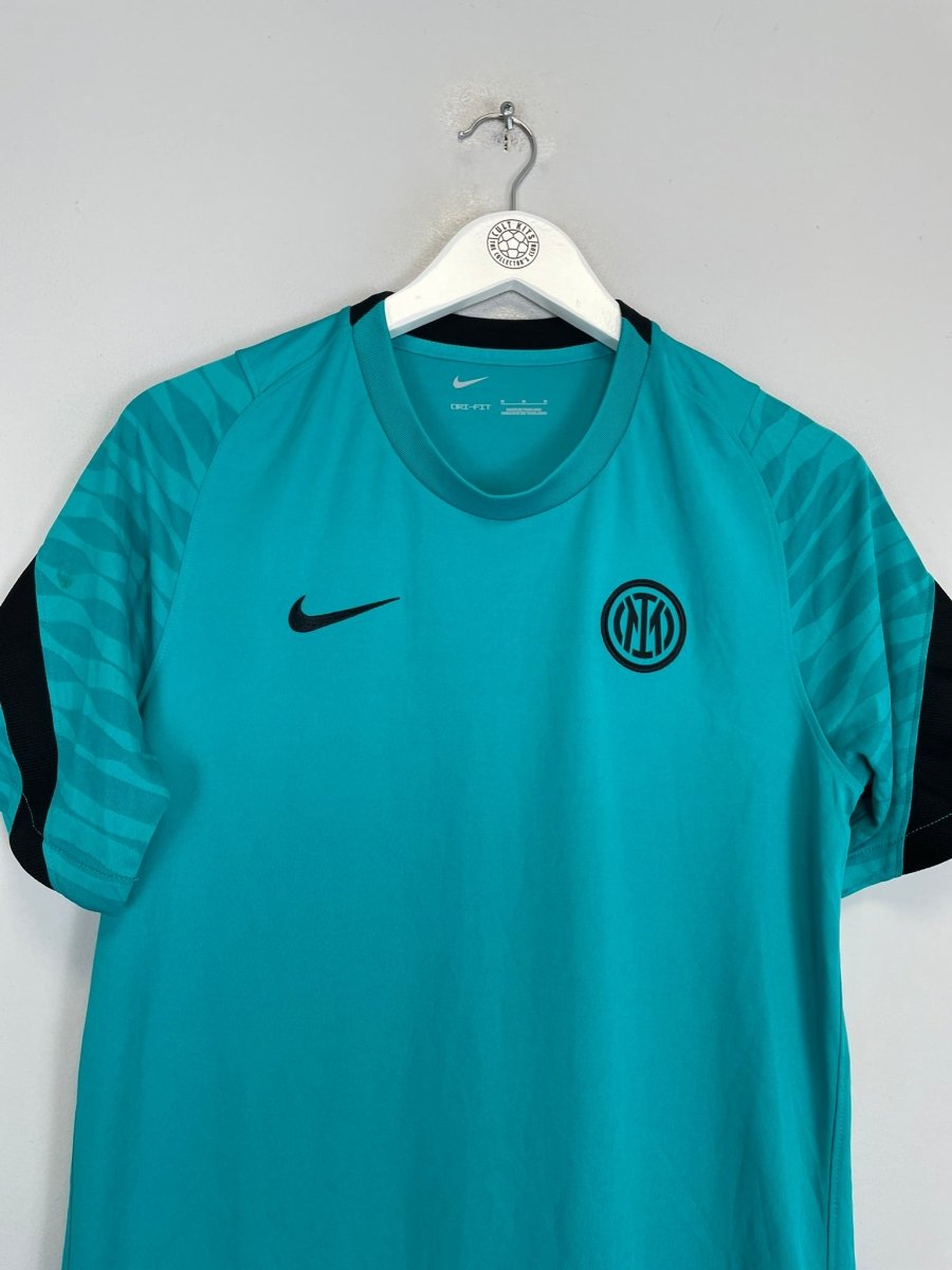 2021/22 INTER MILAN TRAINING SHIRT (M) NIKE - Cult Kits - Medium - Buy Vintage Football Shirts, Authentic Retro Football Shirts For Sale, Classic Football Shirts & Soccer Jersey