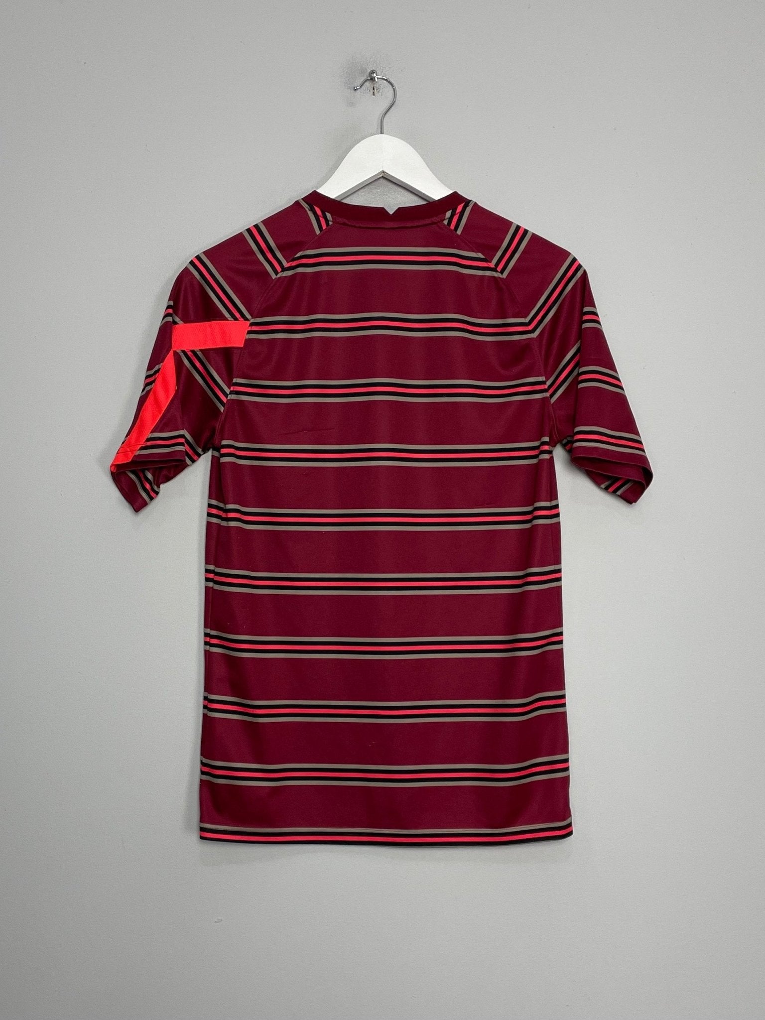 Shop 2021/22 LIVERPOOL PRE-MATCH SHIRT (S) NIKE, classic football shirts, vintage football shirts & retro soccer jerseys at Cult Kits