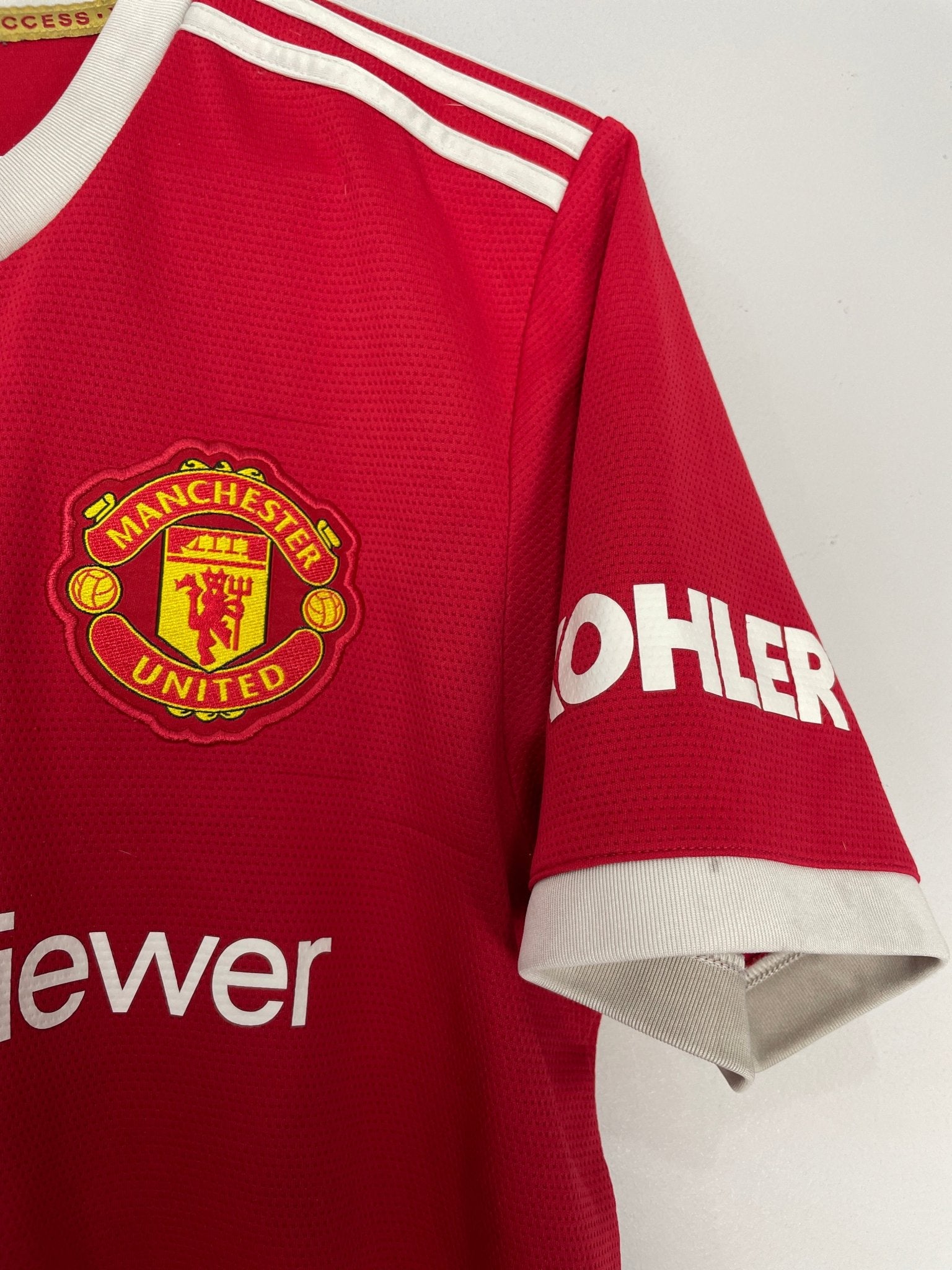 Shop 2021/22 MANCHESTER UNITED HOME SHIRT (L) ADIDAS, classic football shirts, vintage football shirts & retro soccer jerseys at Cult Kits