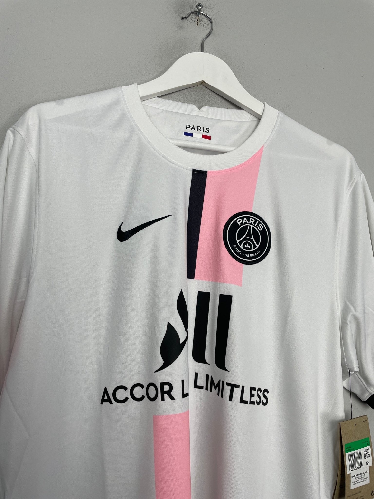 Shop 2021/22 PSG MBAPPE #7 *BNWT* AWAY SHIRT (XL) NIKE, classic football shirts, vintage football shirts & retro soccer jerseys at Cult Kits