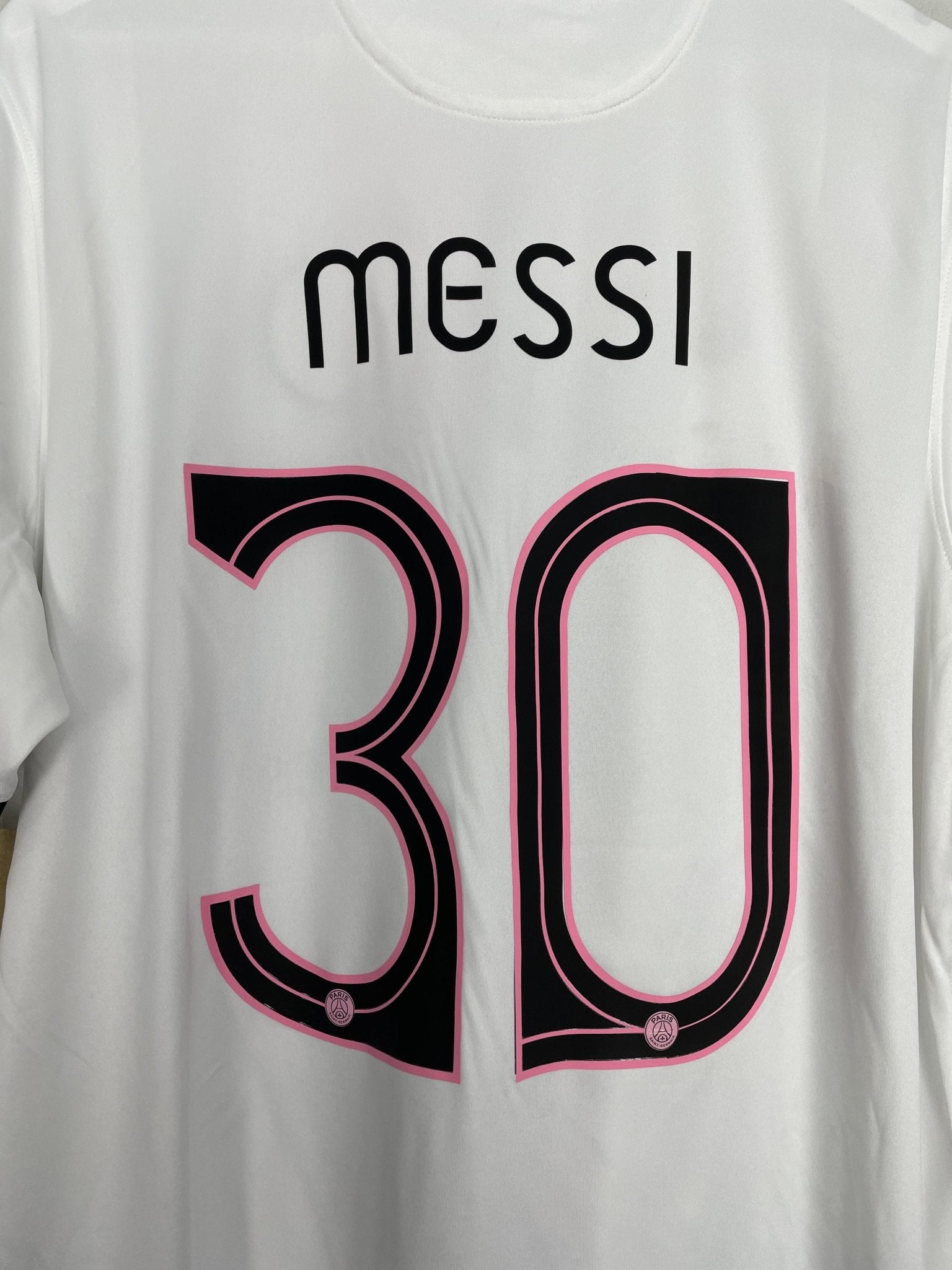 Shop 2021/22 PSG MESSI #30 *BNWT* AWAY SHIRT (XL) NIKE, classic football shirts, vintage football shirts & retro soccer jerseys at Cult Kits