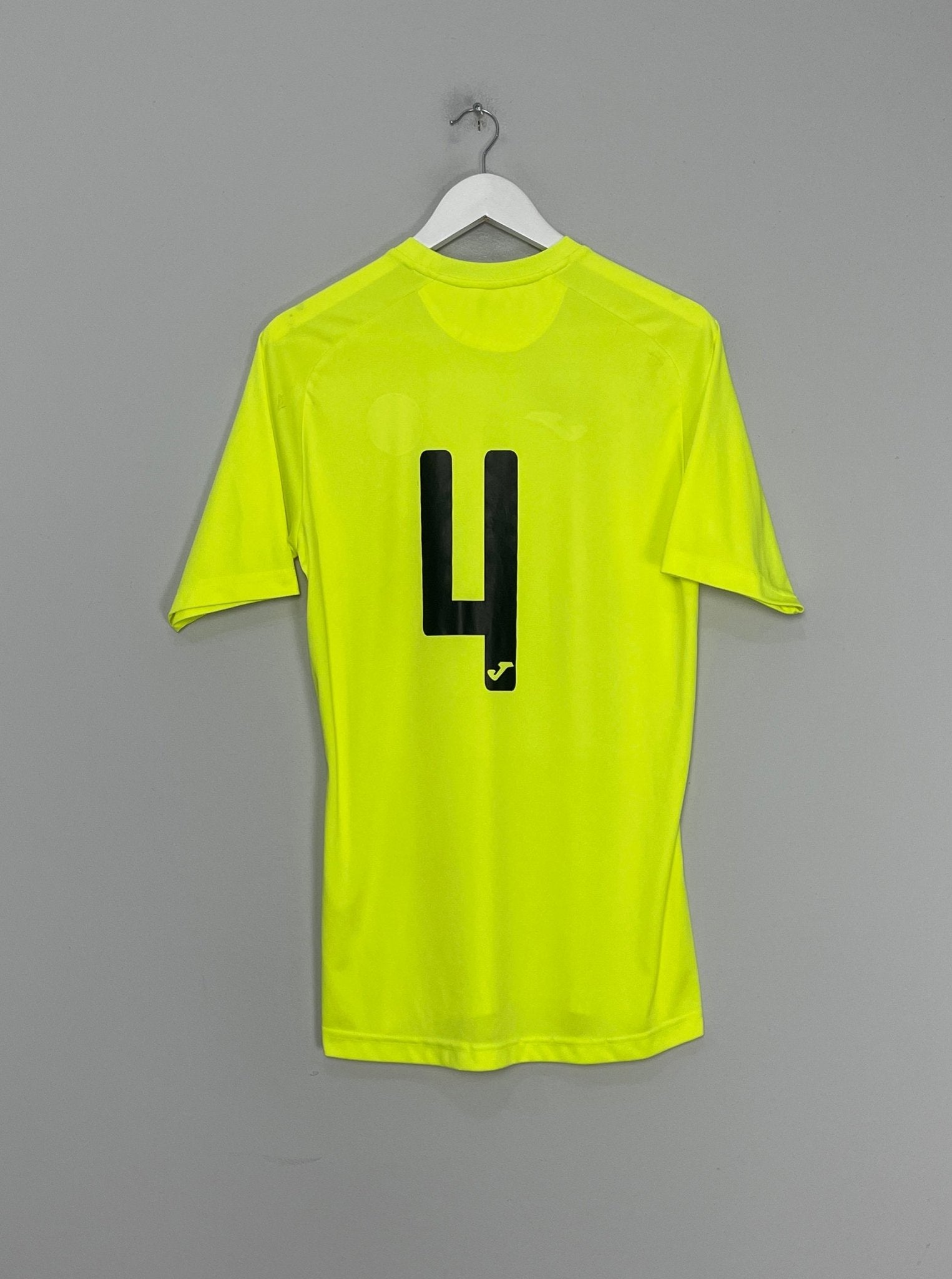 Shop 2021/22 ST MIRREN #4 TRAINING SHIRT (L) JOMA, classic football shirts, vintage football shirts & retro soccer jerseys at Cult Kits