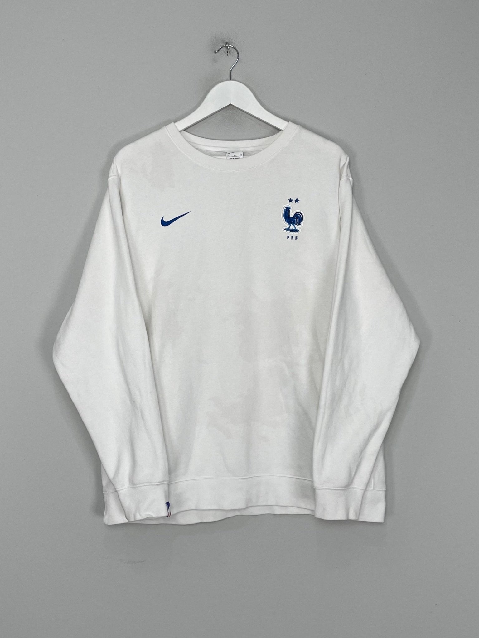 Shop 2022 FRANCE JUMPER (XL) NIKE, classic football shirts, vintage football shirts & retro soccer jerseys at Cult Kits