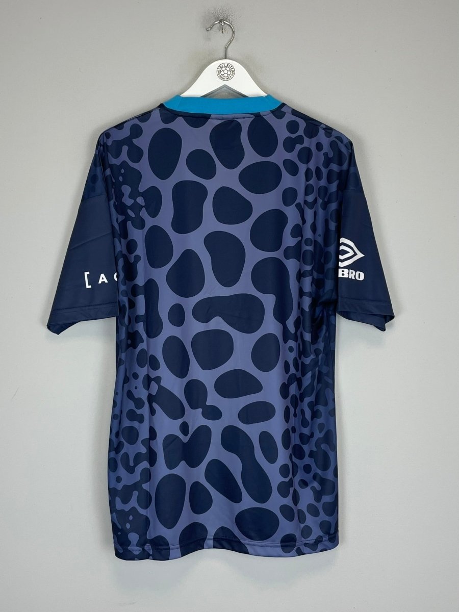 2022 UMBRO X POISON DART FROG *BNWT* (M) AOF - Cult Kits - Medium - Buy Vintage Football Shirts, Authentic Retro Football Shirts For Sale, Classic Football Shirts & Soccer Jersey