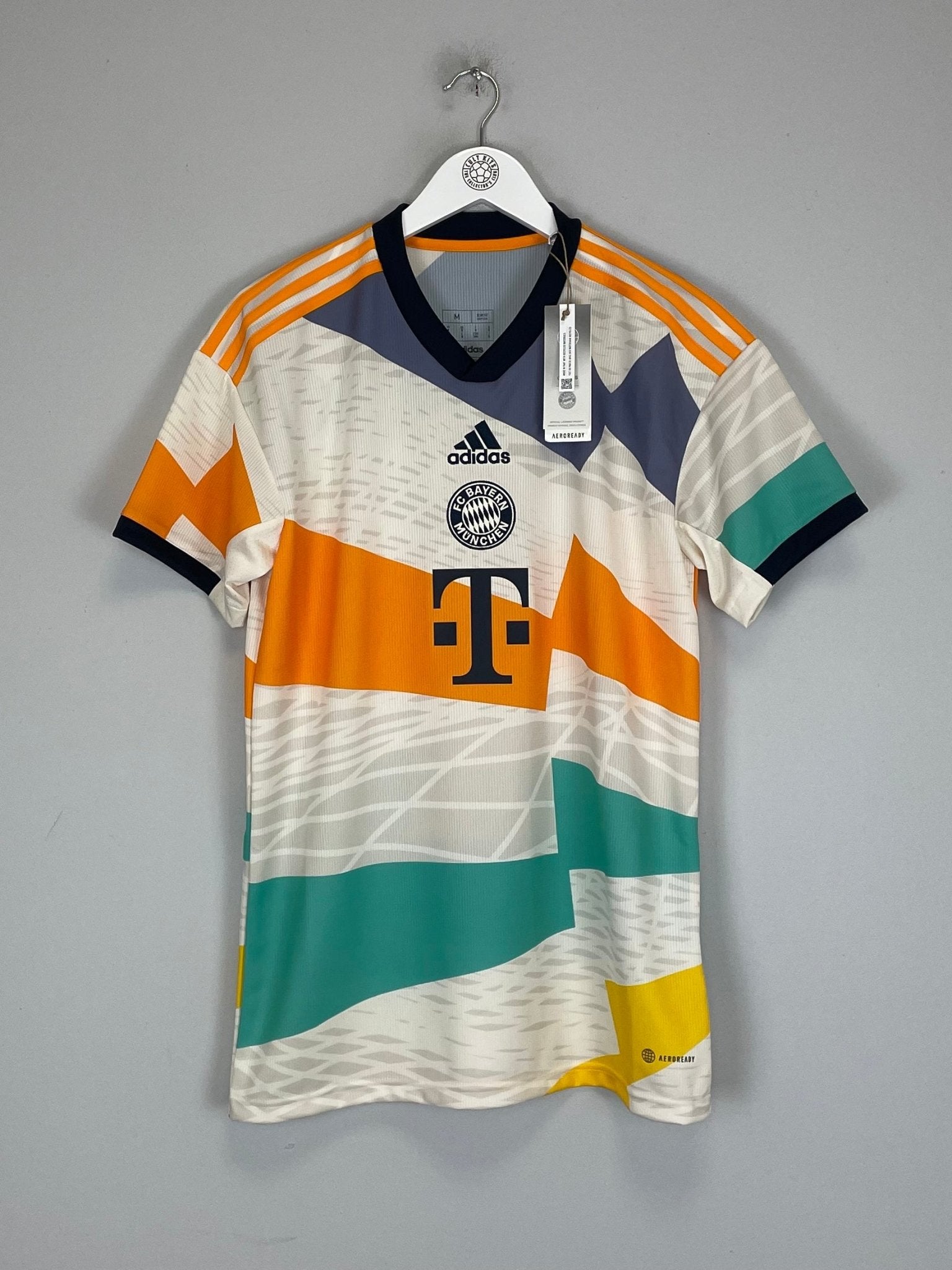 Shop 2022/23 BAYERN MUNICH MANE #17 *BNWT* FOURTH SHIRT (M) ADIDAS, classic football shirts, vintage football shirts & retro soccer jerseys at Cult Kits