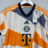 Shop 2022/23 BAYERN MUNICH MANE #17 *BNWT* FOURTH SHIRT (M) ADIDAS, classic football shirts, vintage football shirts & retro soccer jerseys at Cult Kits