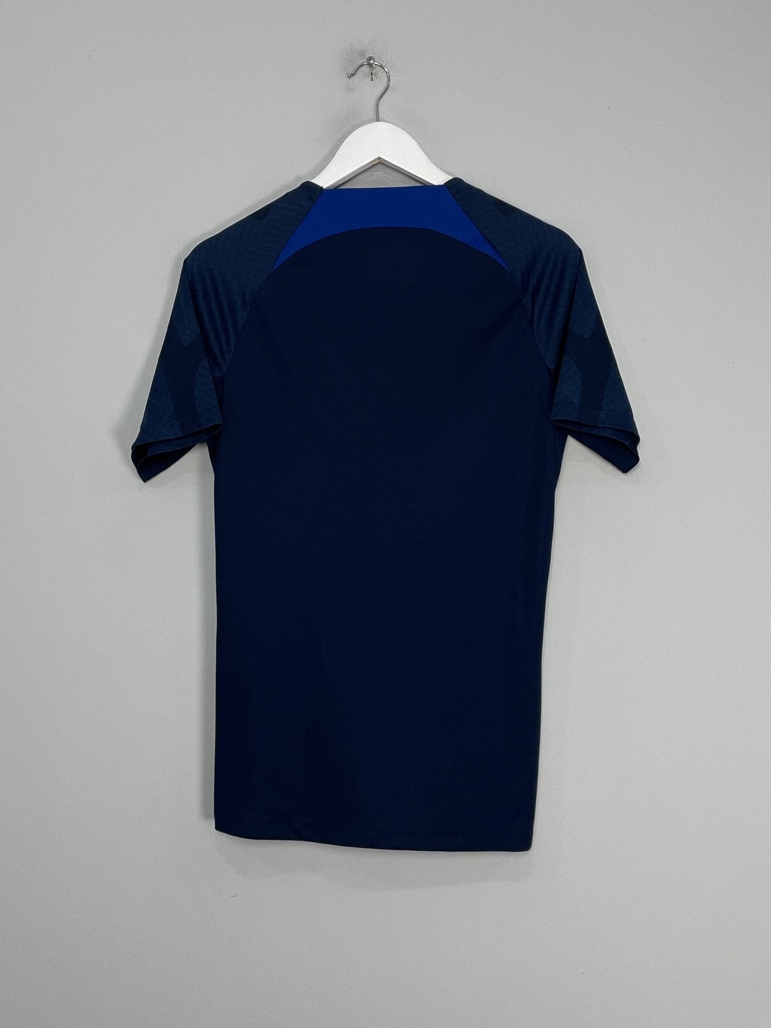 Shop 2022/23 CHELSEA TRAINING SHIRT (S) NIKE, classic football shirts, vintage football shirts & retro soccer jerseys at Cult Kits