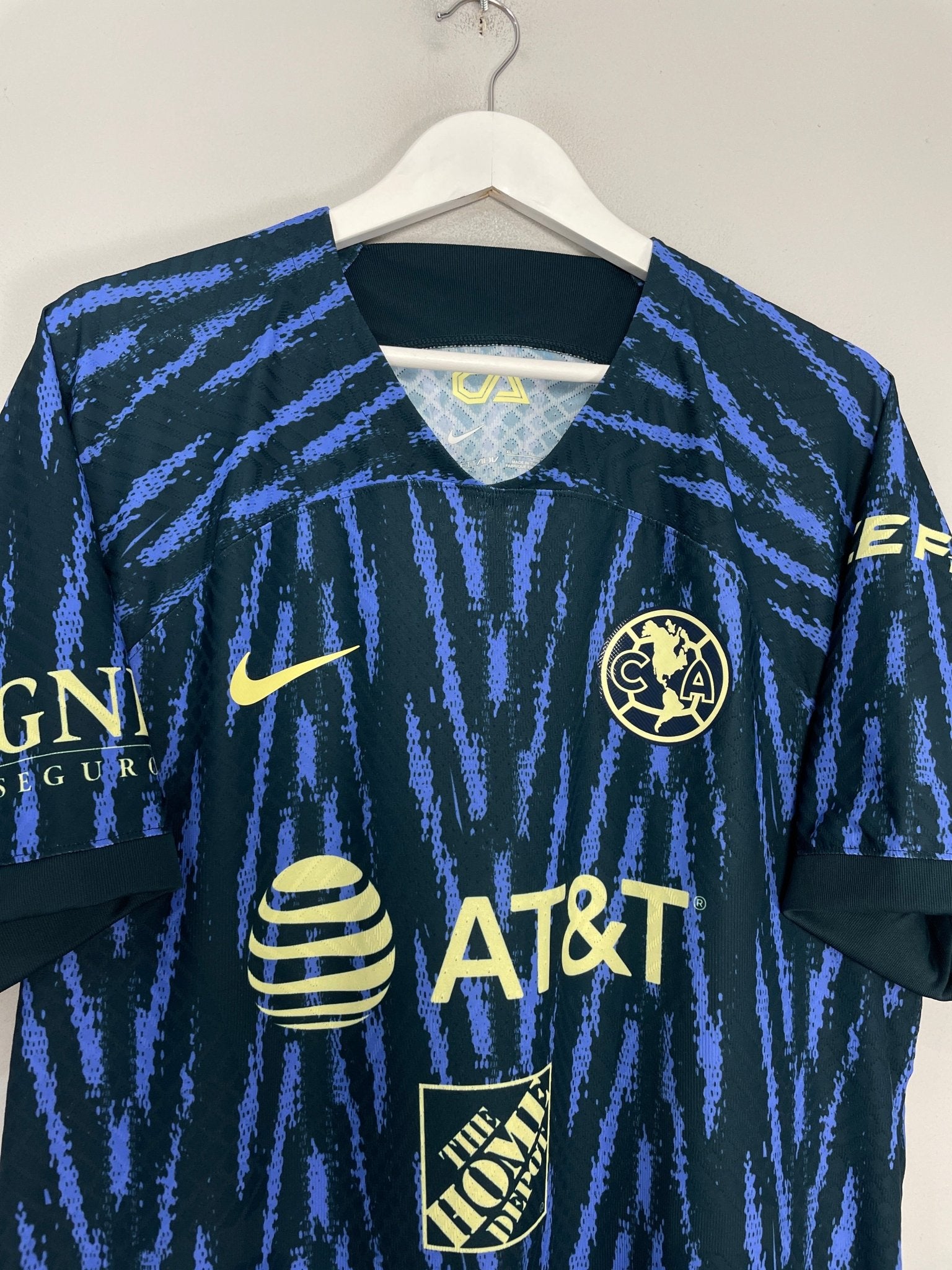 Shop 2022/23 CLUB AMERICA *AUTHENTIC* AWAY SHIRT (XL) NIKE, classic football shirts, vintage football shirts & retro soccer jerseys at Cult Kits