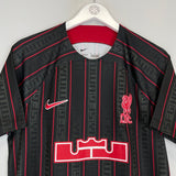 Shop 2022/23 LIVERPOOL X LEBRON JAMES SHIRT (M) NIKE, classic football shirts, vintage football shirts & retro soccer jerseys at Cult Kits